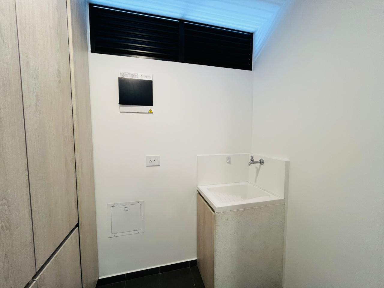 ARRIENDO APARTAMENTO, AV PALMAS
