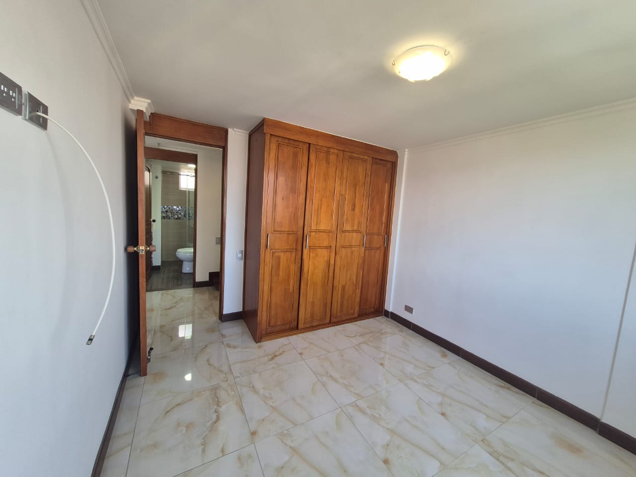 ARRIENDO APARTAMENTO DUPLEX POBLADO PALMAS