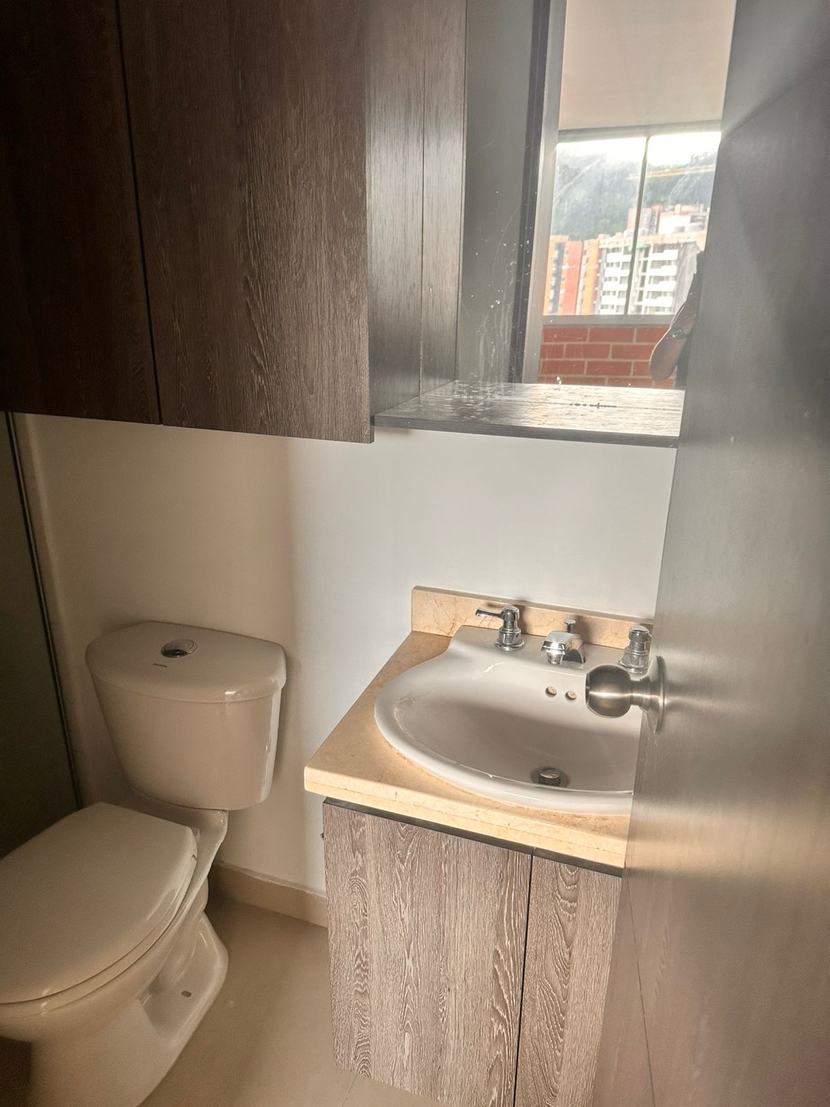 ARRIENDO APARTAMENTO - SABANETA AVES MARIAS PARTE BAJA