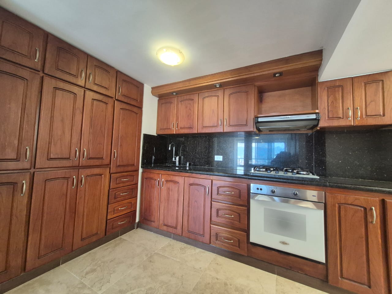 ARRIENDO APARTAMENTO DUPLEX POBLADO PALMAS