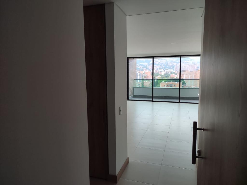 ARRIENDO APARTAMENTO - LAURELES