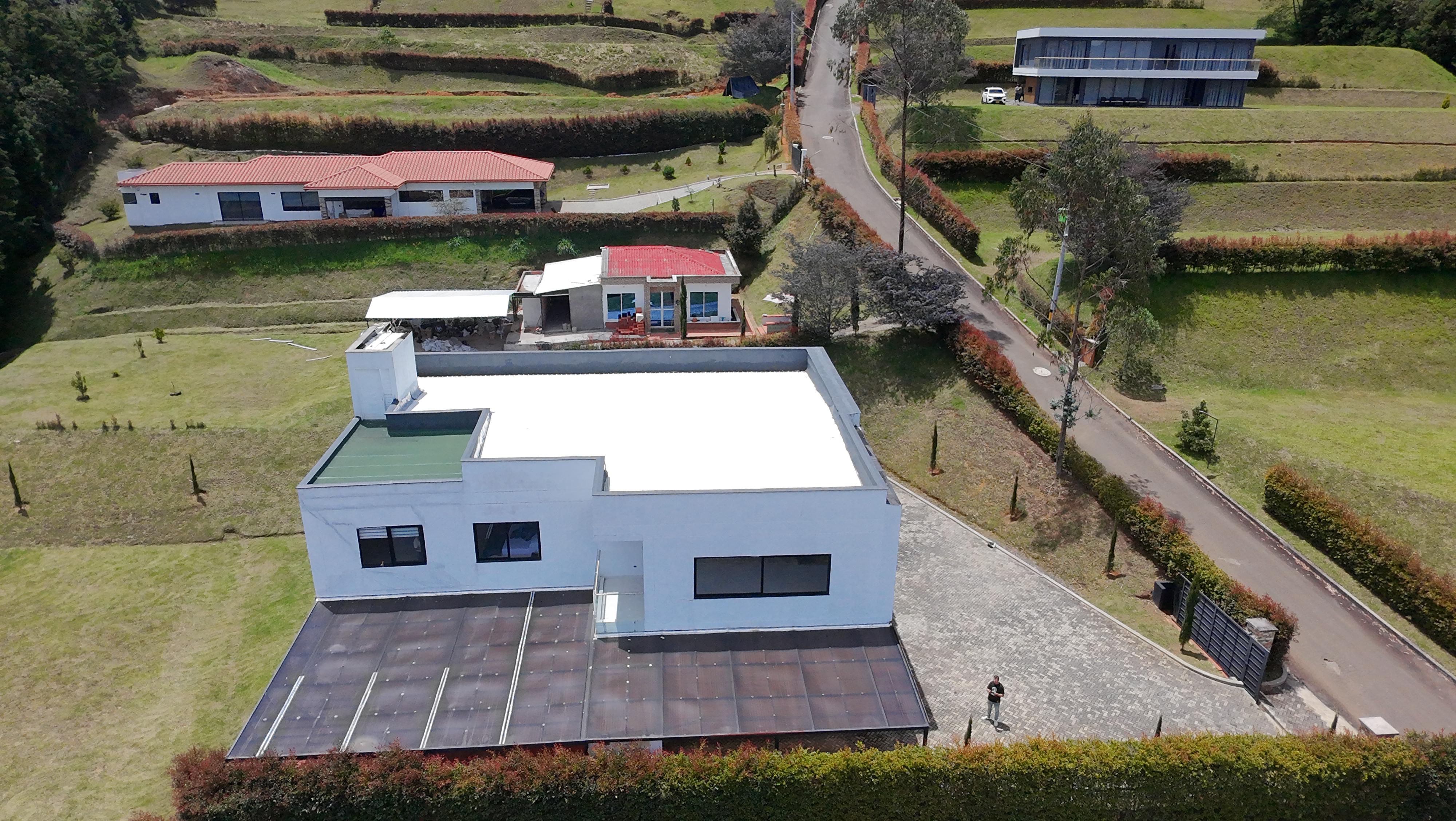 ARRIENDO CASA CAMPESTRE - GUARNE