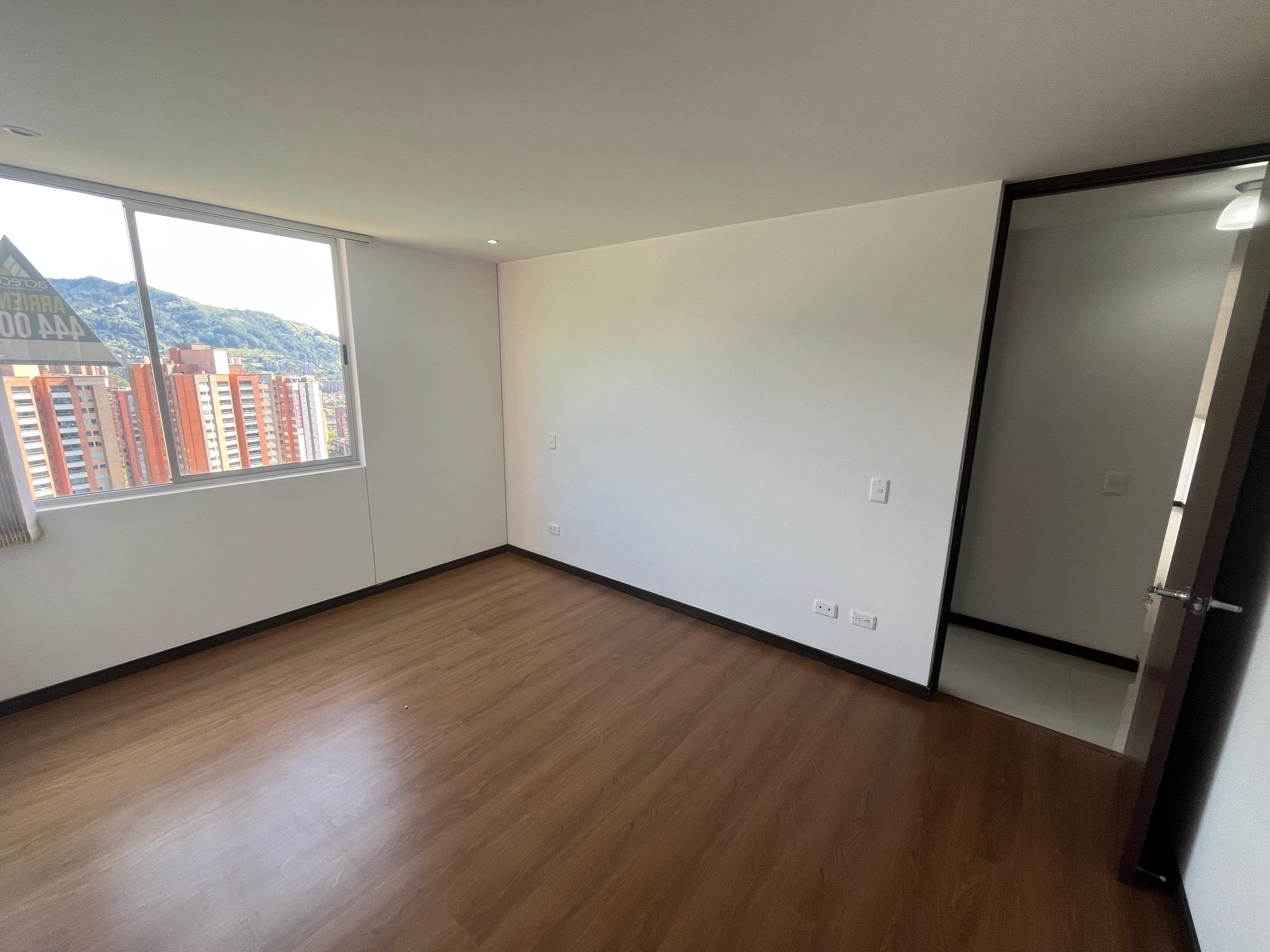 ARRIENDO APARTAMENTO - ENVIGADO ESMERALDAL