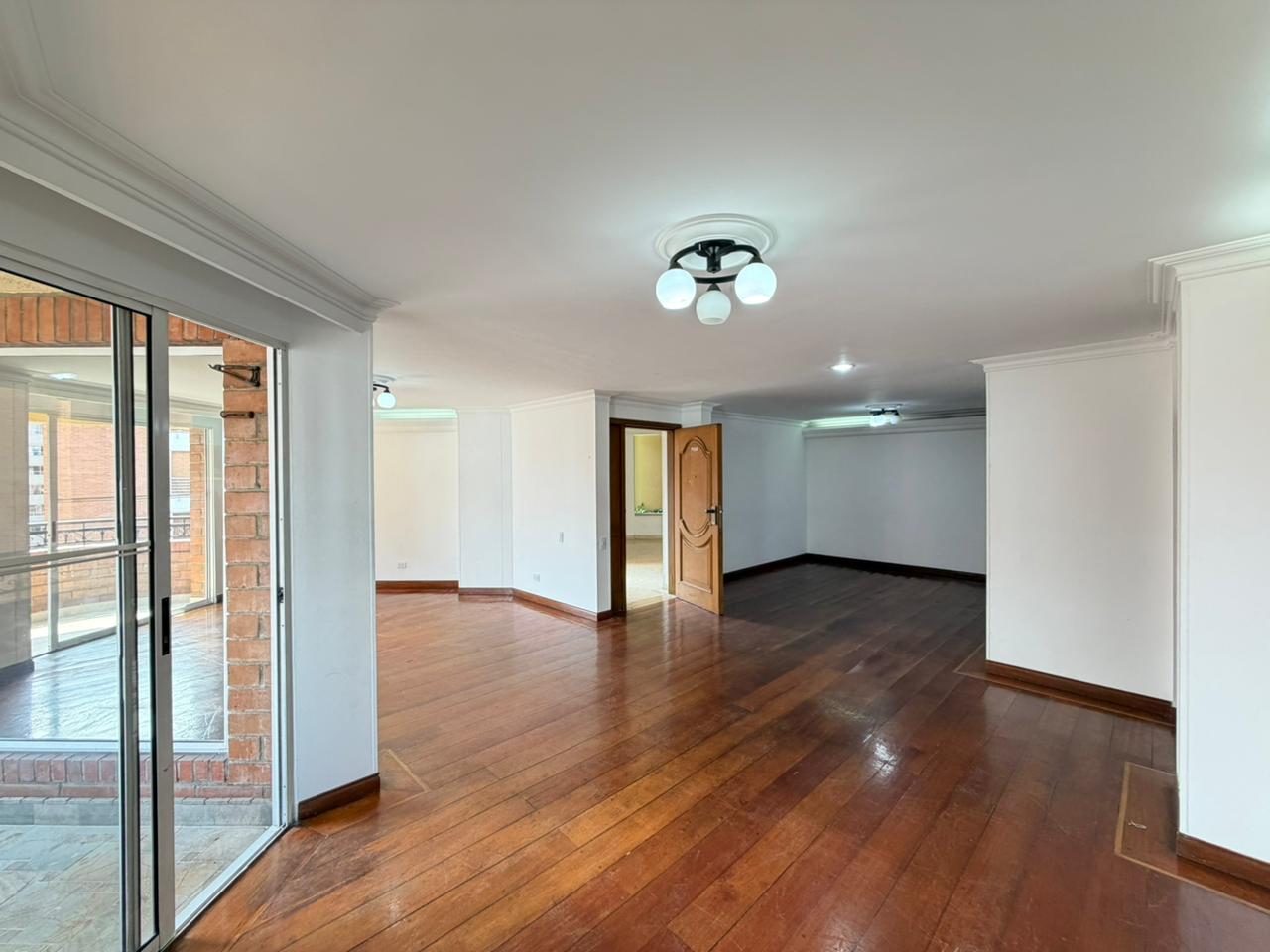 VENTA Y ARRIENDO APARTAMENTO - LAURELES