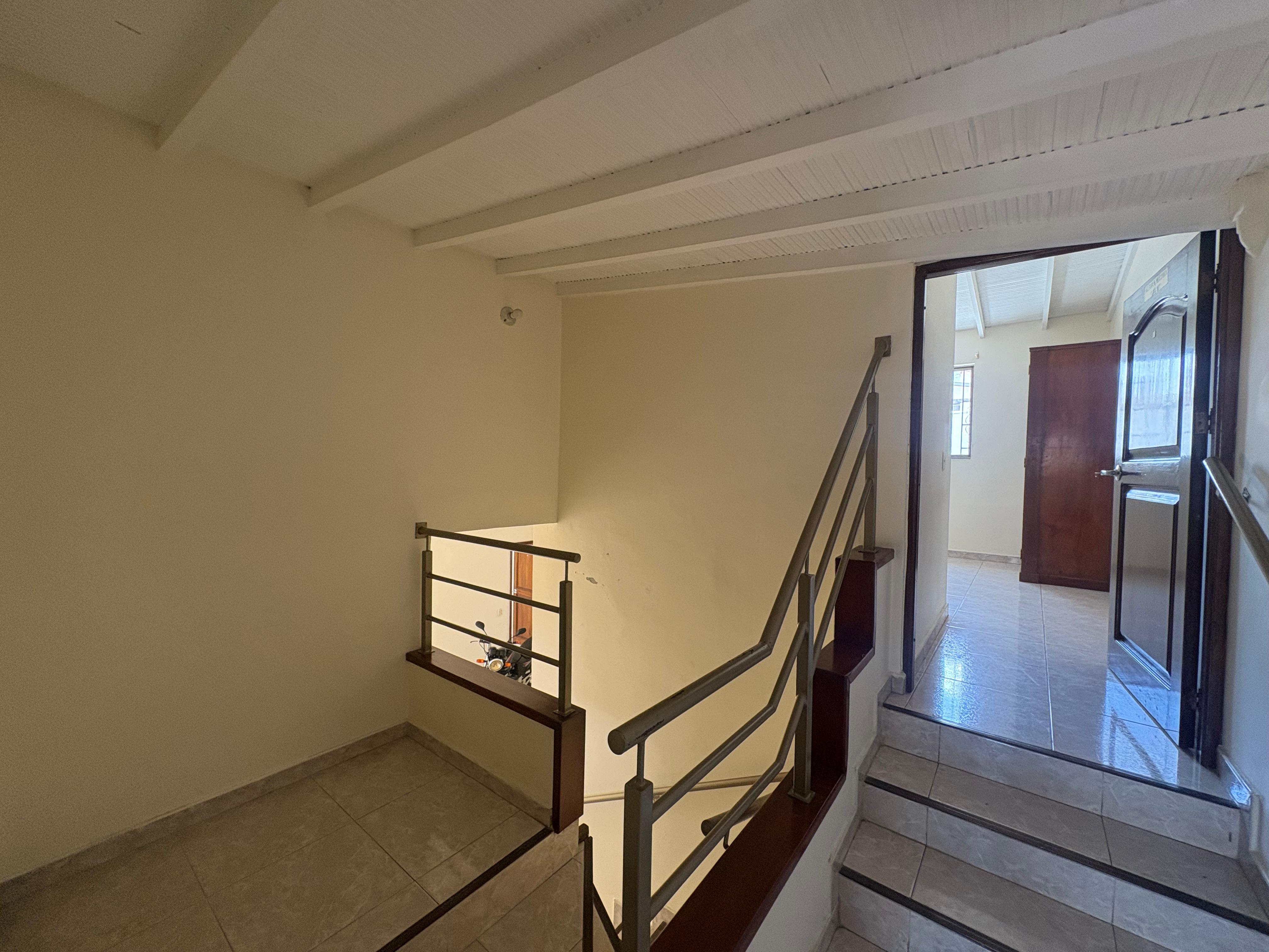 ARRIENDO CASA CASTELLANA