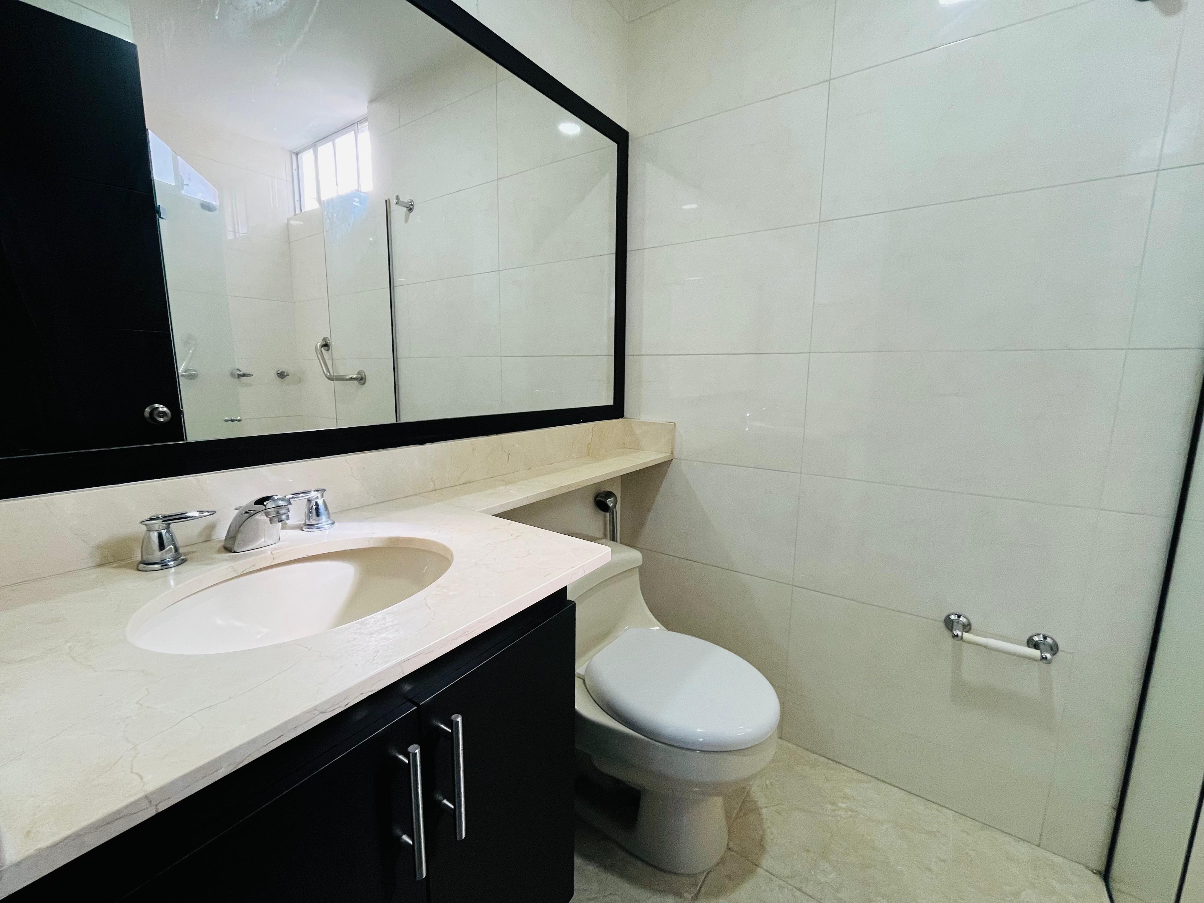 VENTA  APARTAMENTO - LOMA DE  LOS BERNAL