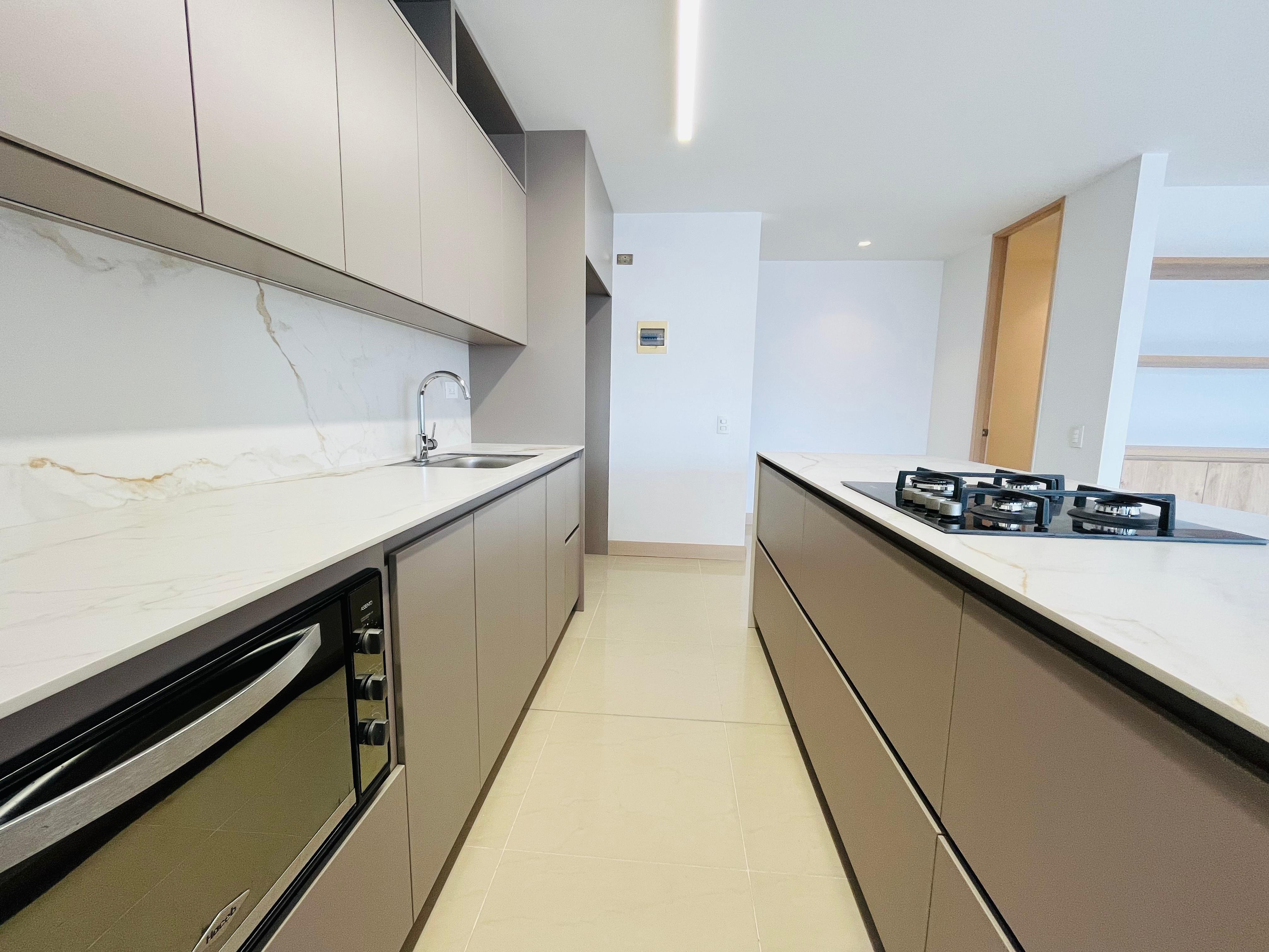 ARRIENDO APARTAMENTO - POBLADO CASTROPOL