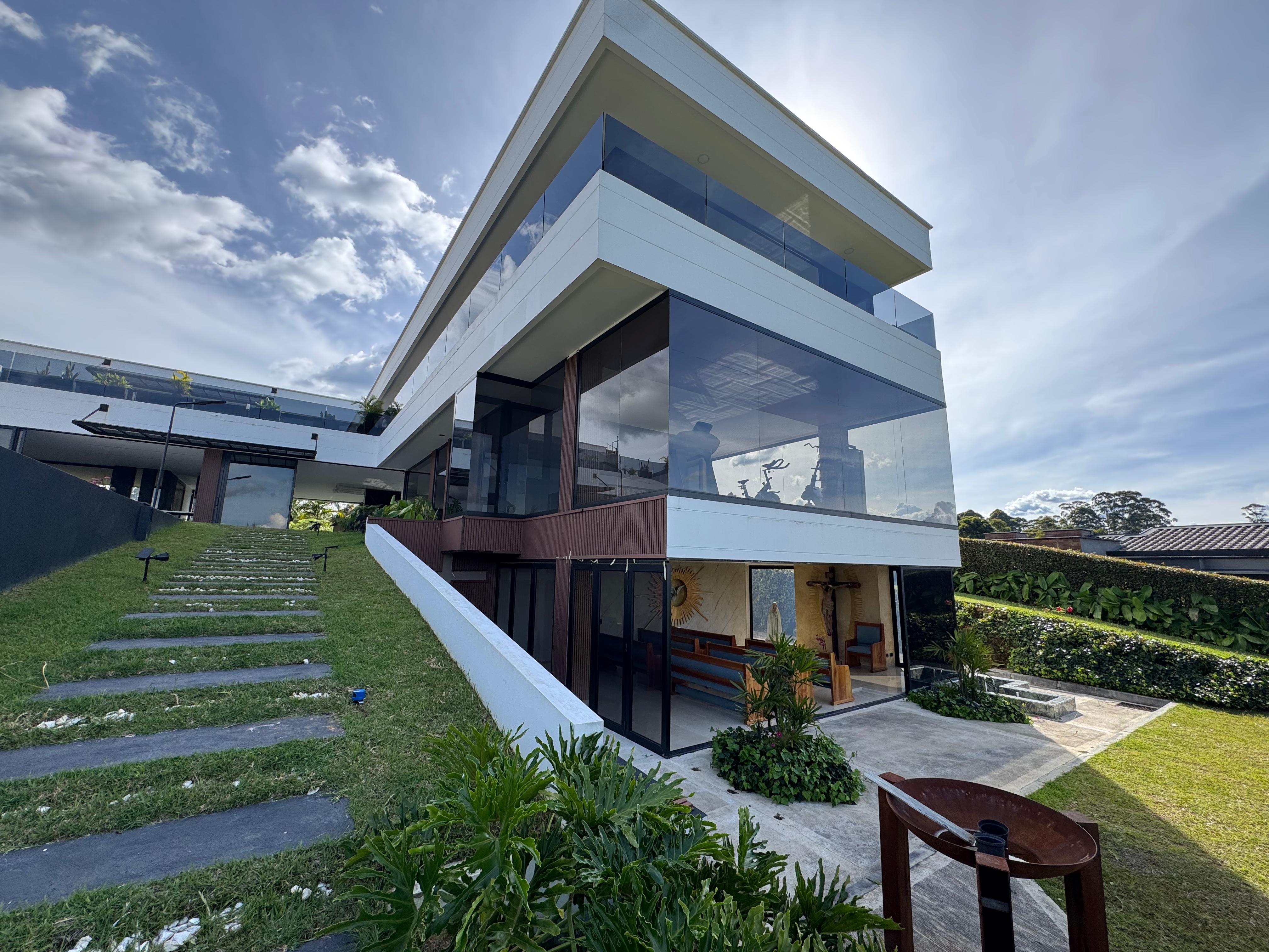 ARRIENDO CASA CAMPESTRE - GUARNE