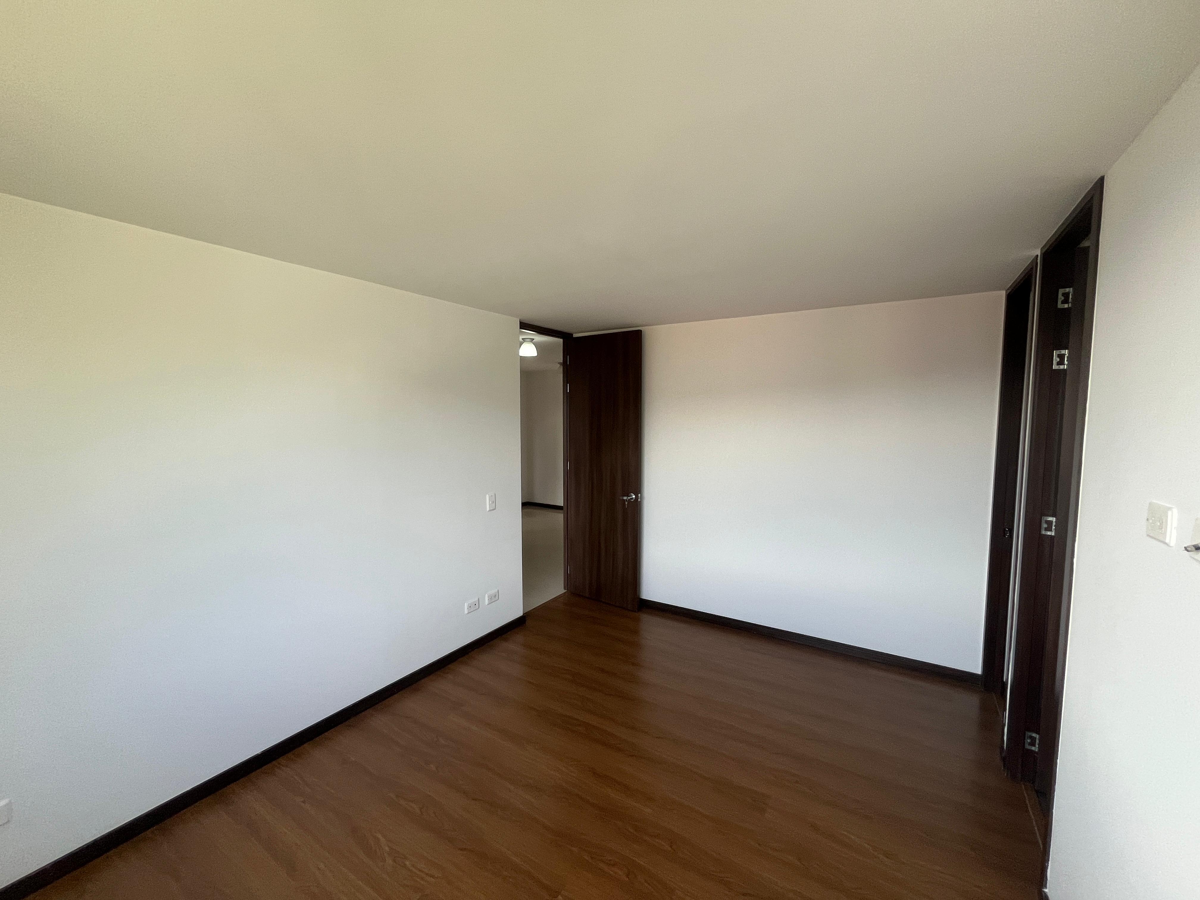 ARRIENDO APARTAMENTO - ENVIGADO ESMERALDAL
