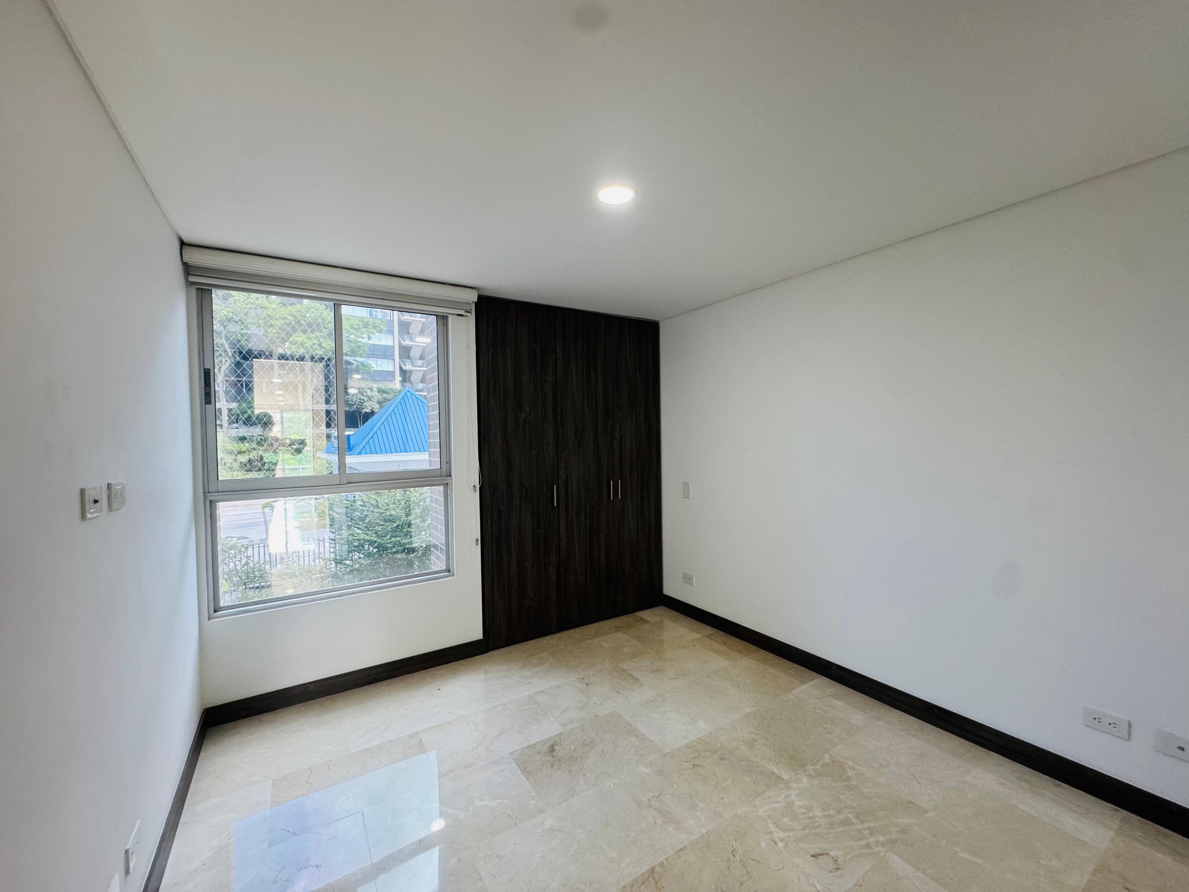 ARRIENDO APARTAMENTO - POBLADO LOMA DE LOS PARRA