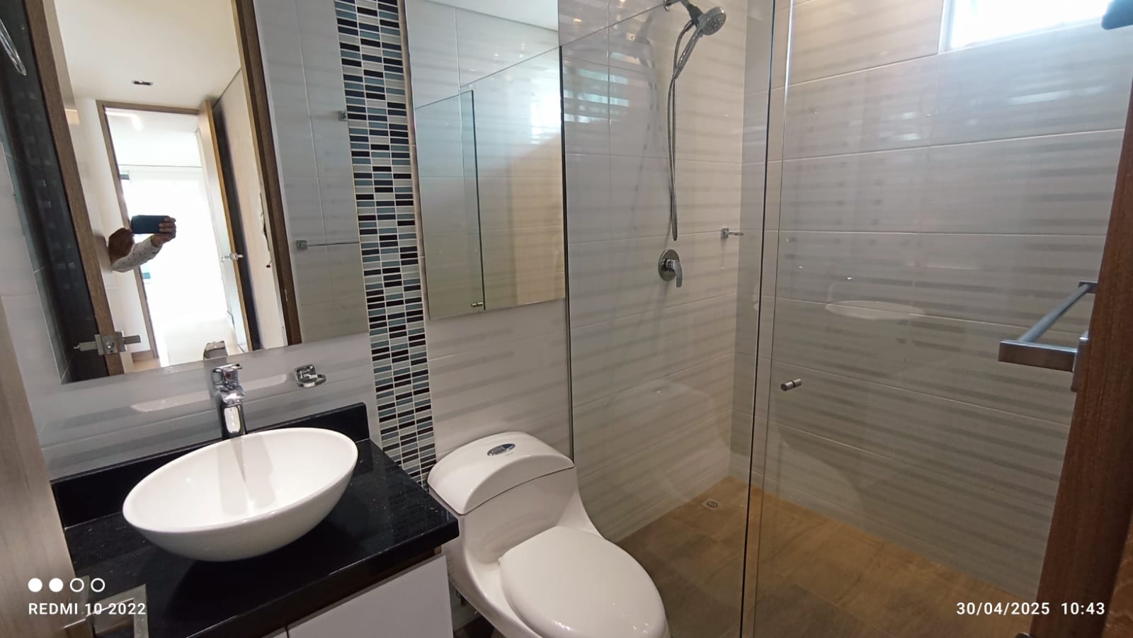 ARRIENDO APARTAMENTO, POBLADO CASTROPOL
