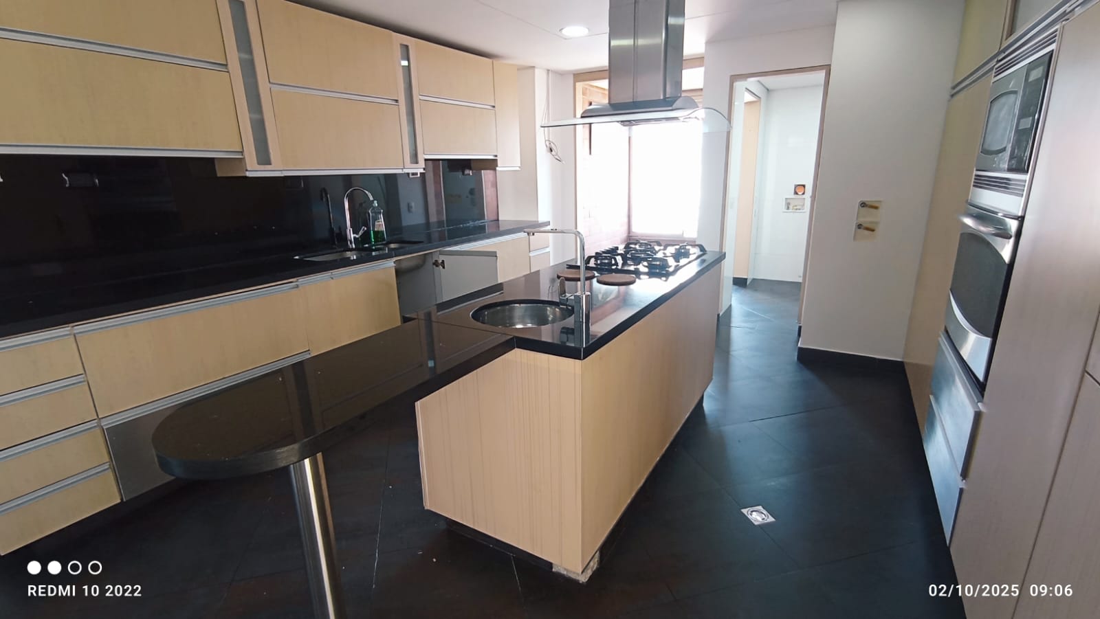 ARRIENDO APARTAMENTO  - LAURELES
