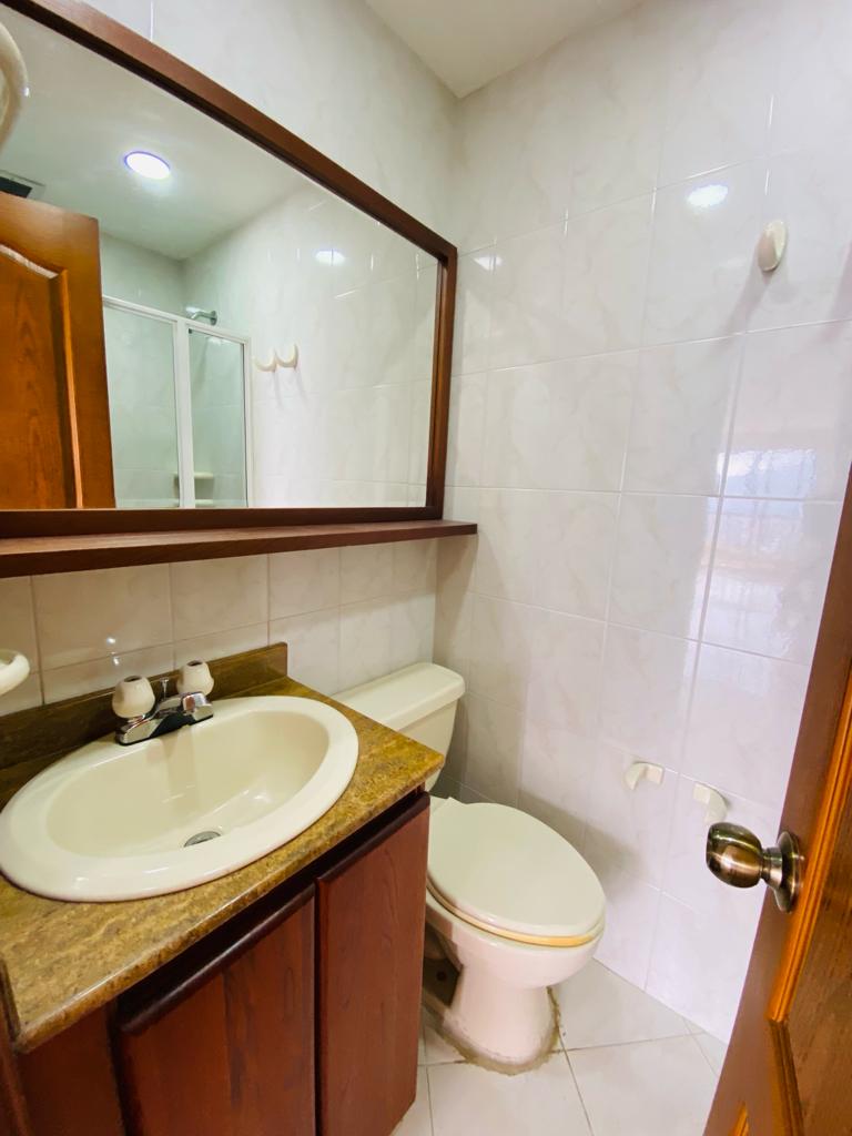 APARTAMENTO ARRIENDO, POBLADO FRONTERA