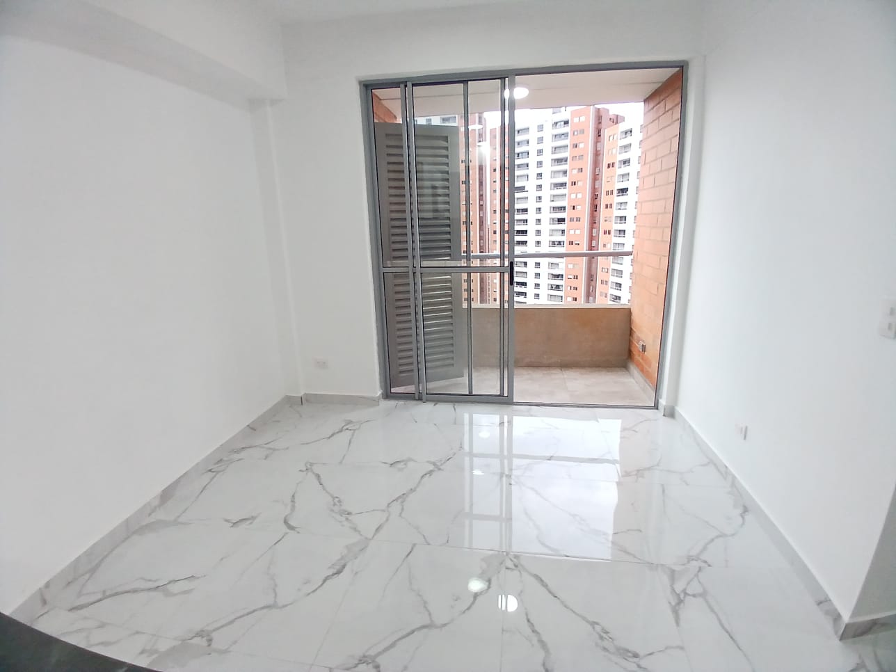ARRIENDO APARTAMENTO - SABANETA SAN REMO