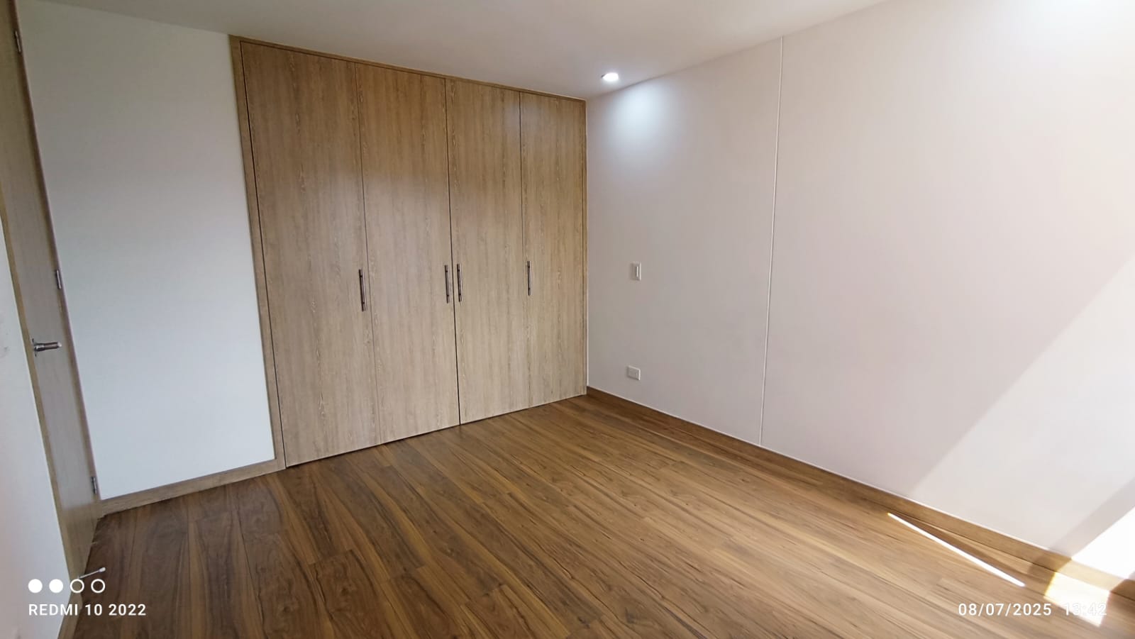 ARRIENDO APARTAMENTO - ESTADIO