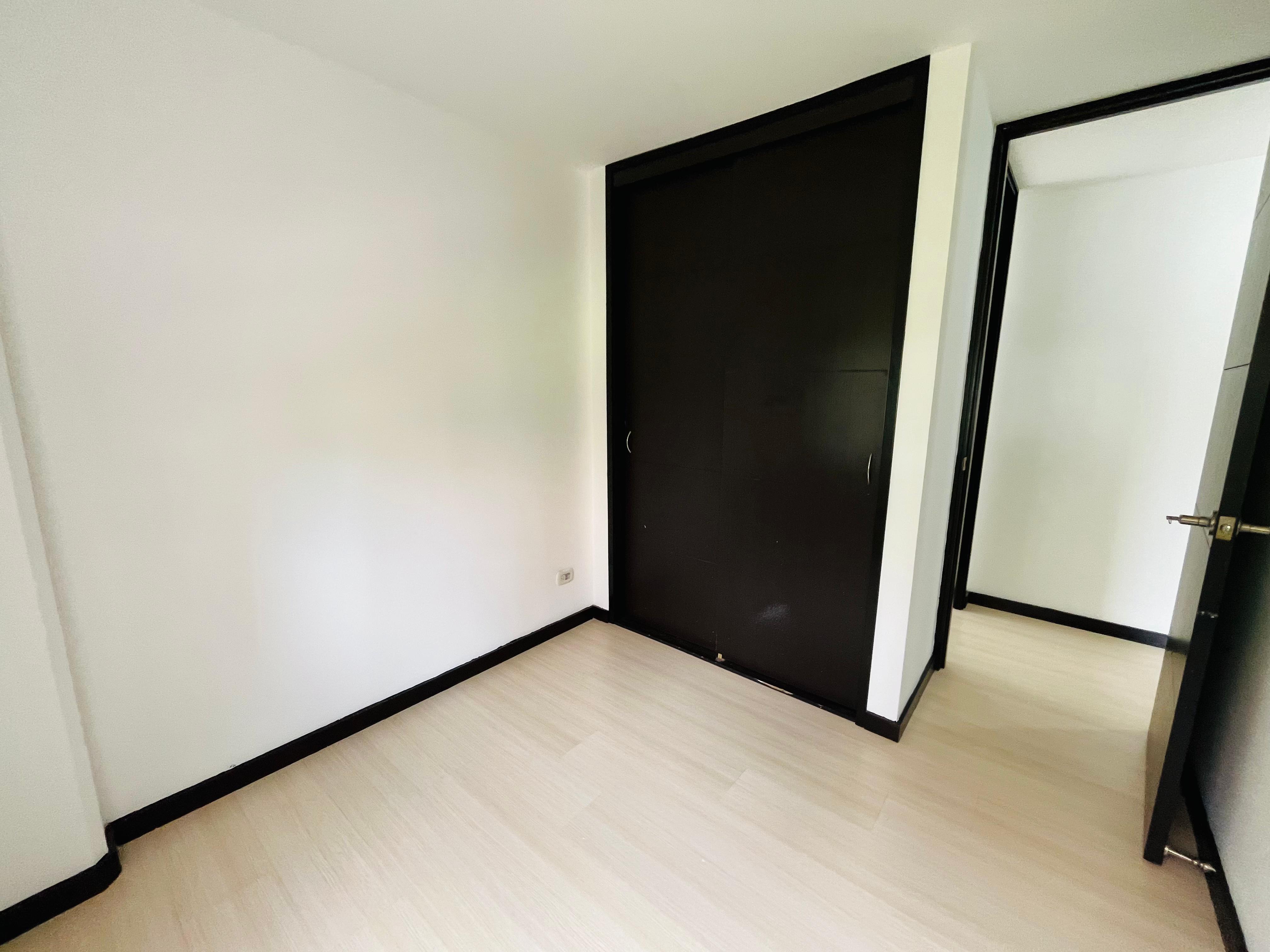ARRIENDO APARTAMENTO - ENVIGADO TRIANON