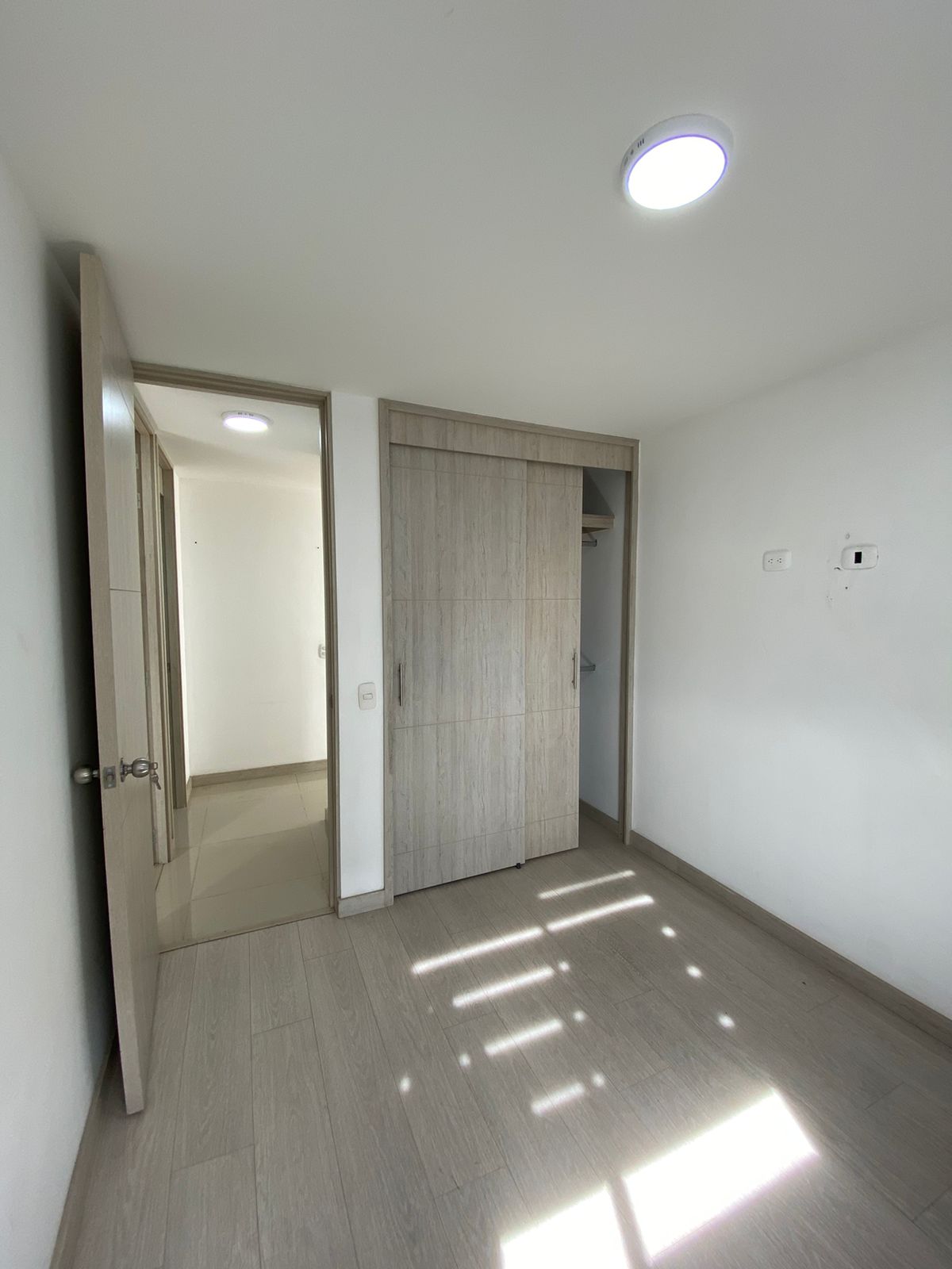 ARRIENDO APARTAMENTO - SABANETA PRADOS DE SABANETA