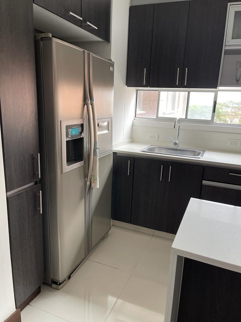 ARRIENDO APARTAMENTO AMOBLADO, LAURELES