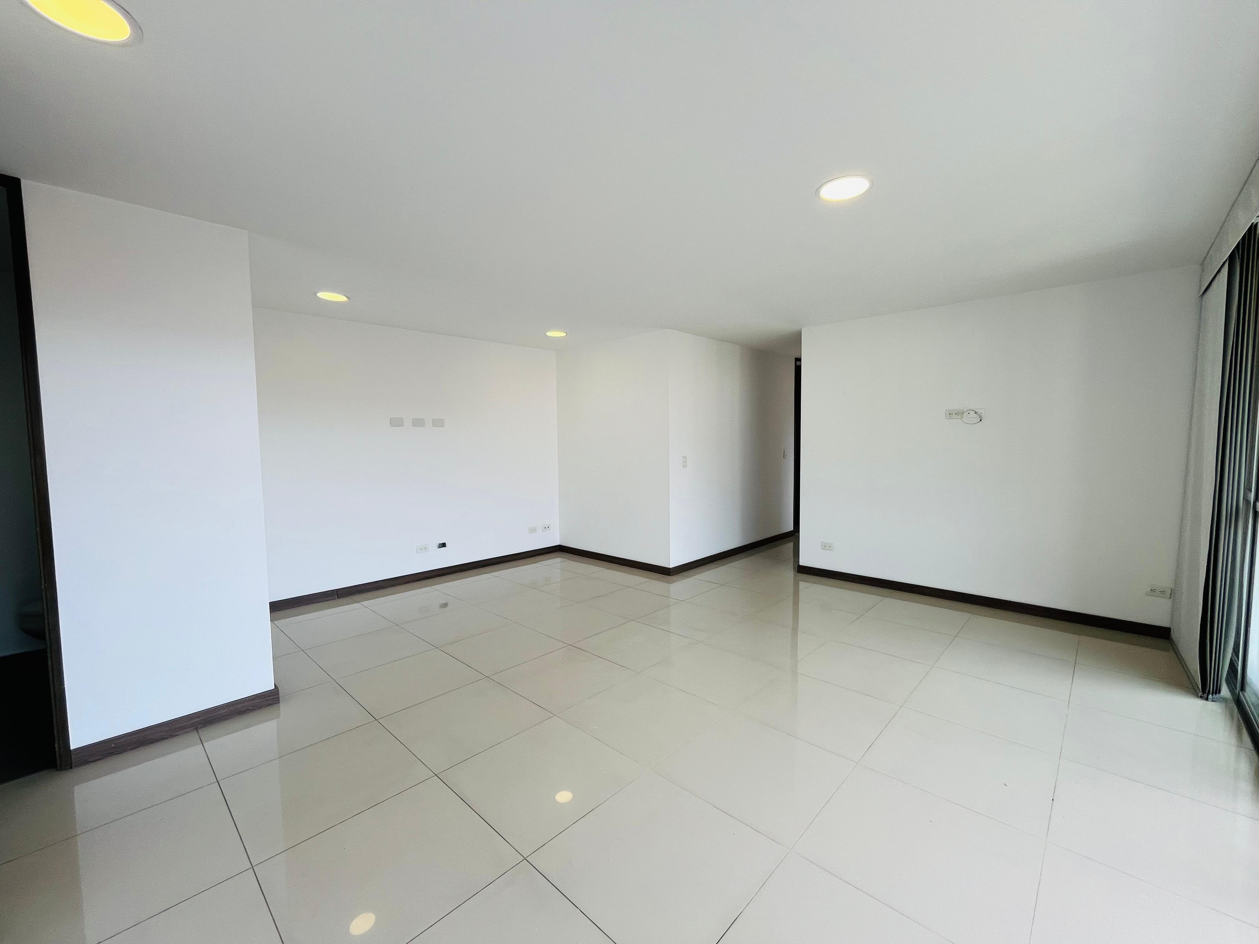 ARRIENDO APARTAMENTO - POBLADO LOS BALSOS