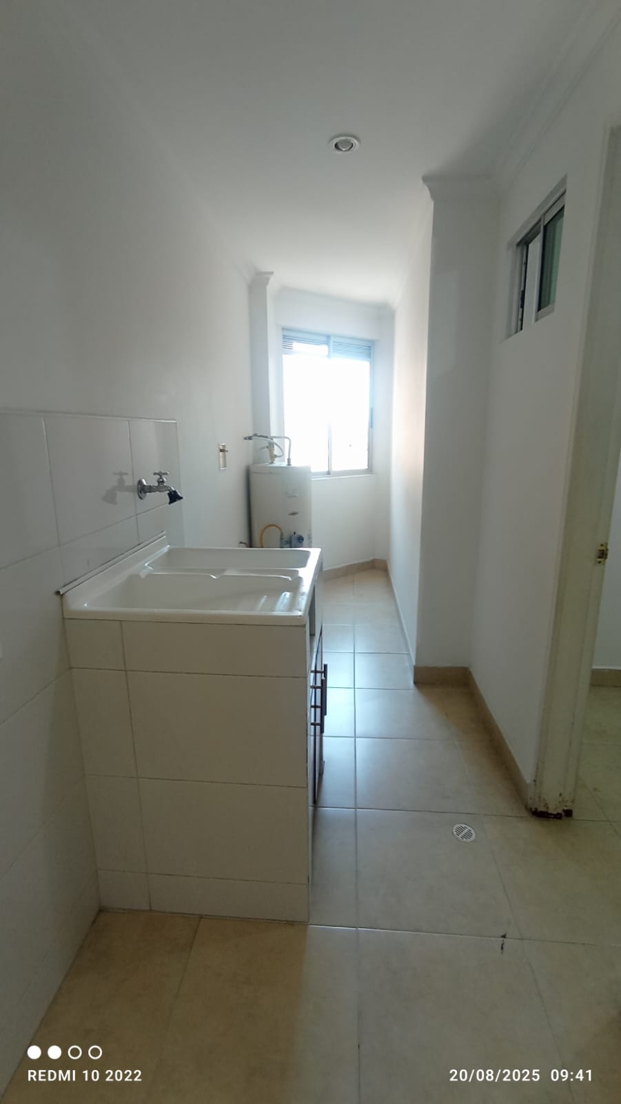 ARRIENDO APARTAMENTO - LAURELES