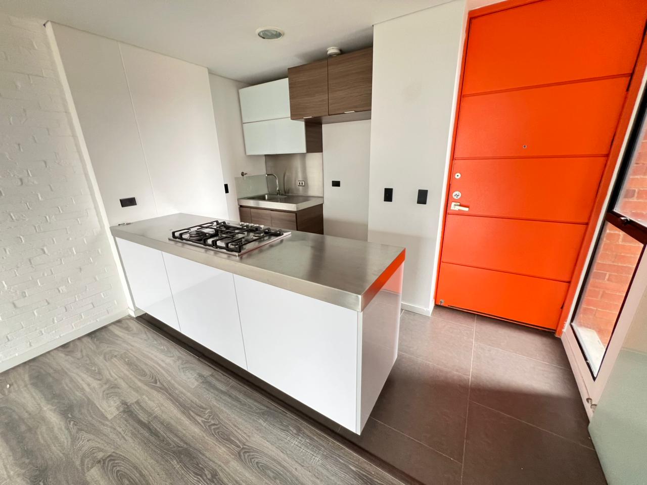 ARRIENDO APARTAESTUDIO - ENVIGADO LOMA DE LAS BRUJAS