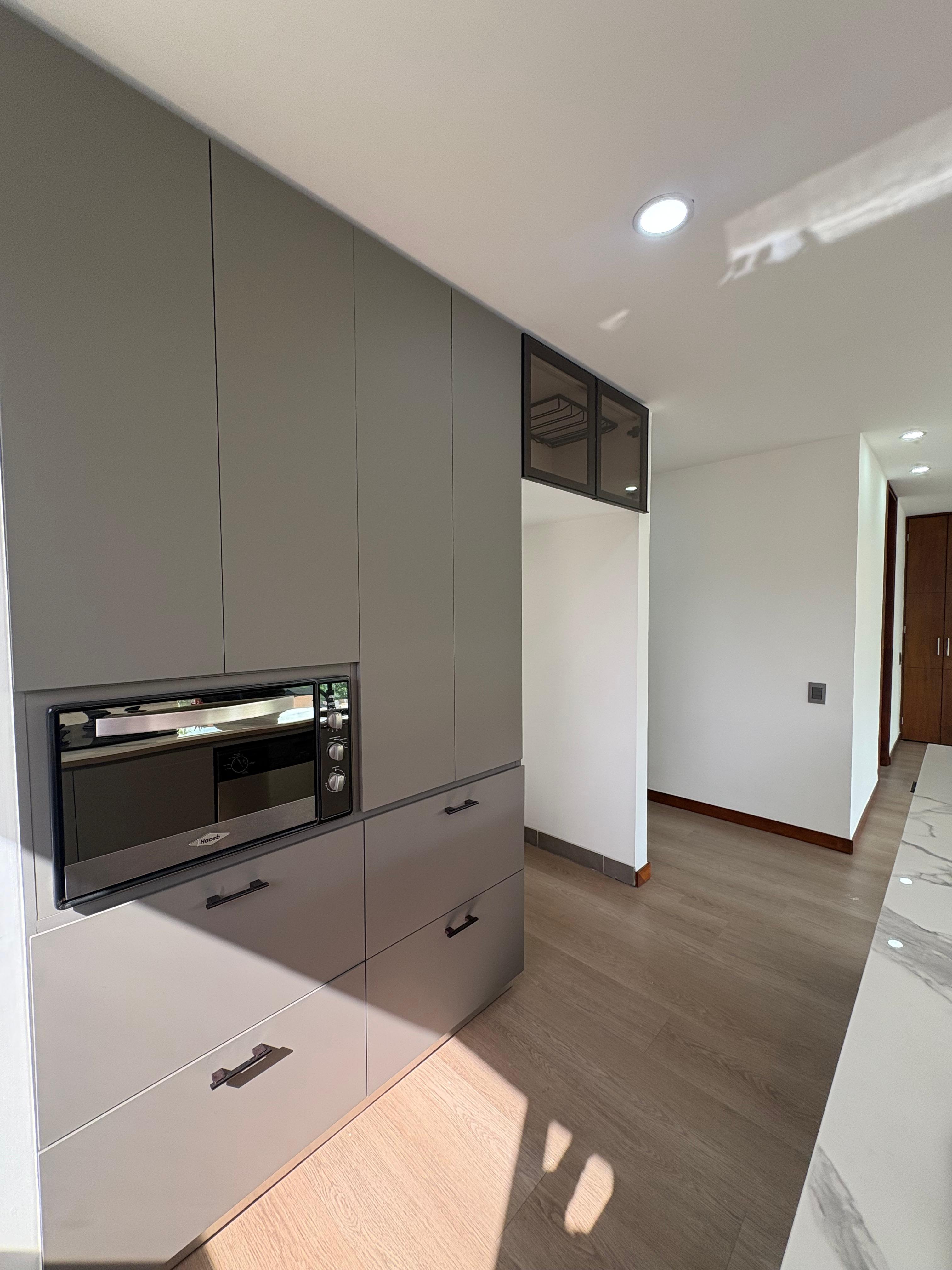 ARRIENDO APARTAMENTO, POBLADO SANTA MARIA DE LOS ANGELES