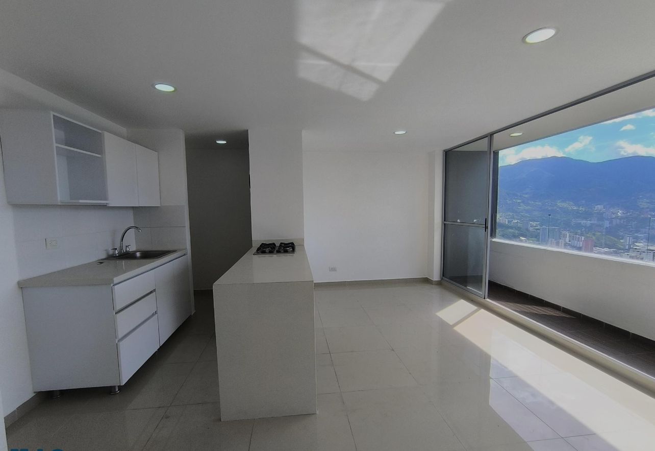 VE NTA  APARTAMENTO - SABANETA LAS LOMITAS