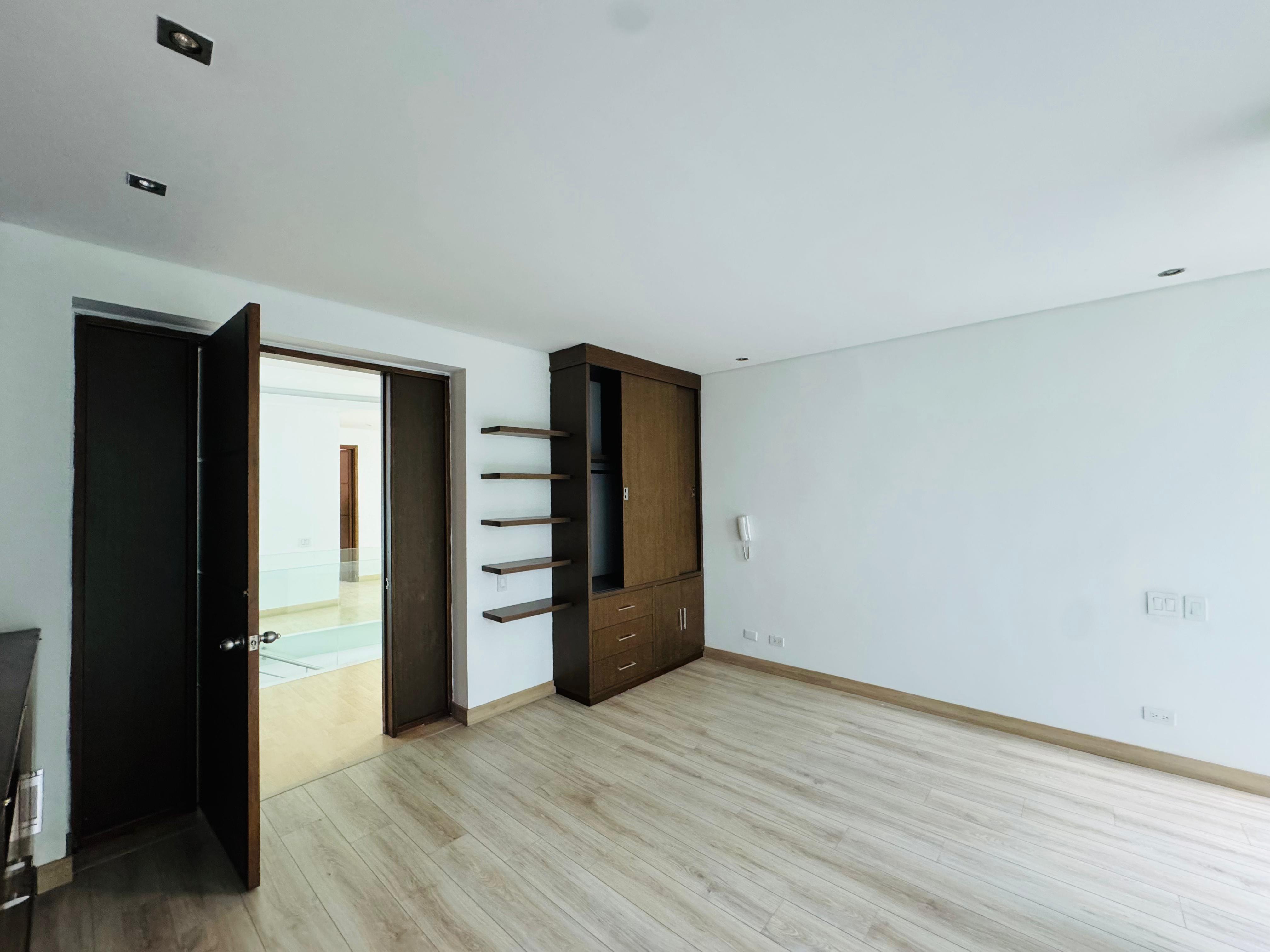 VENTA Y ARRIENDO CASA -  PALMAS CERCA AL TUNEL