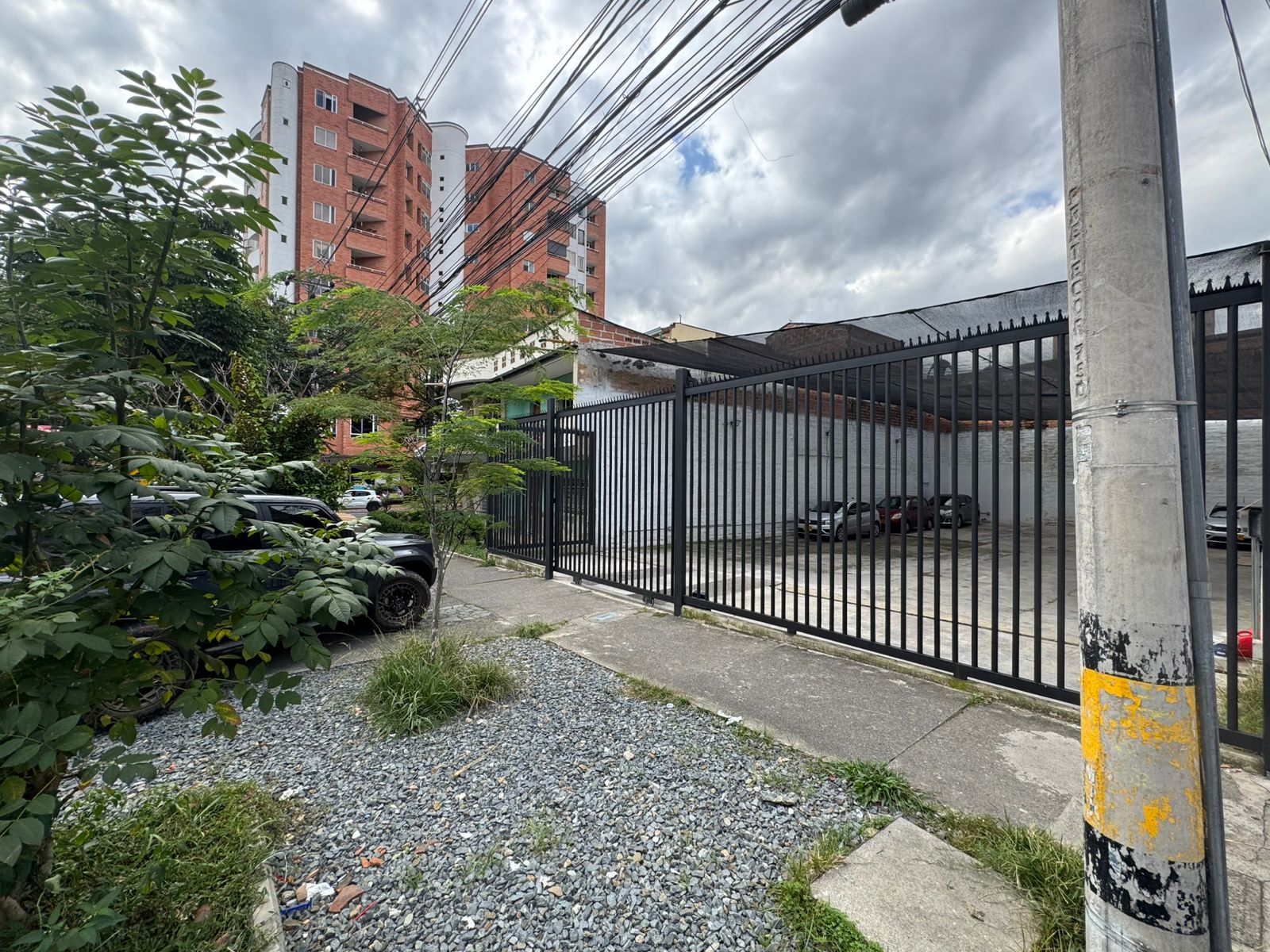 ARRIENDO PARQUEADERO -  SECTOR SAN JOAQUIN