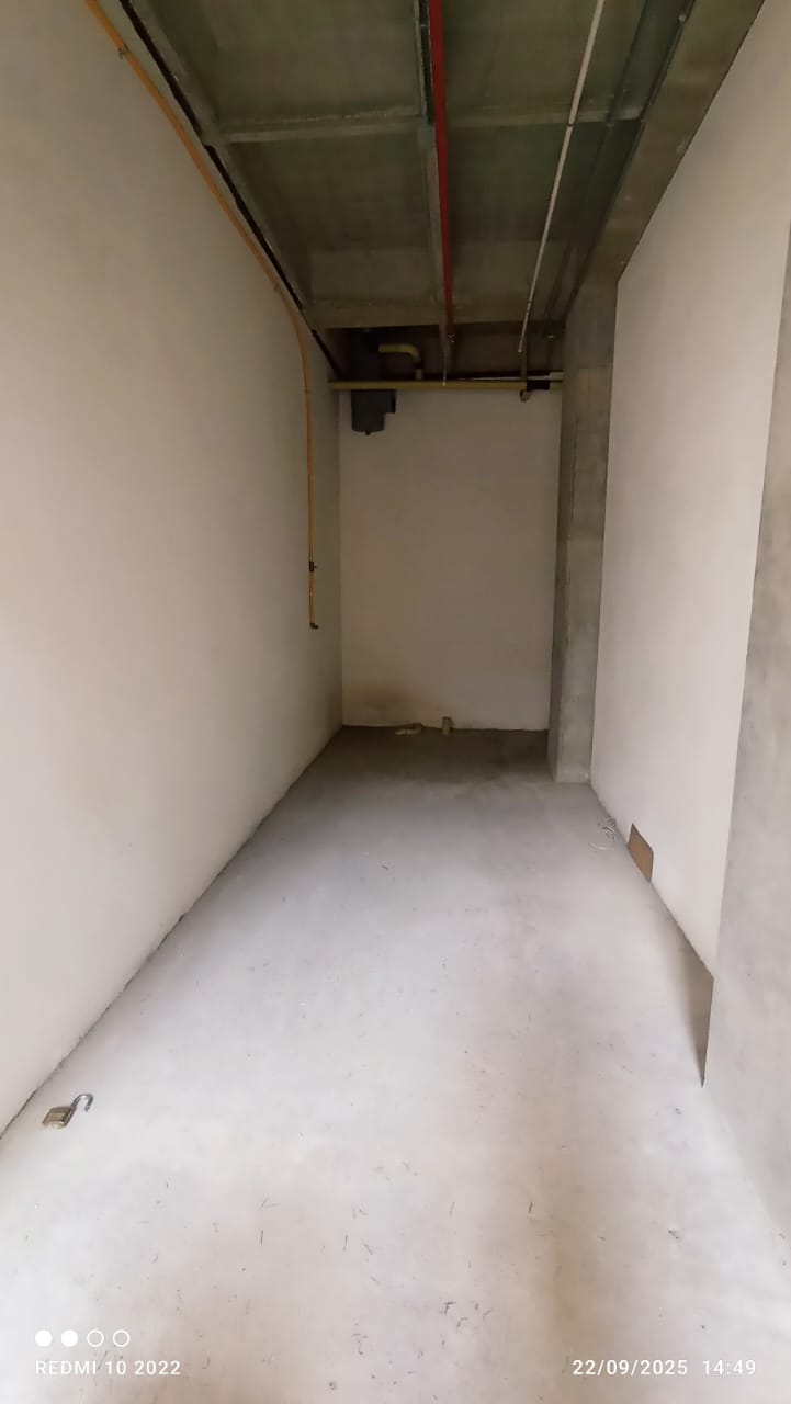 ARRIENDO LOCAL - BUENOS AIRES, MALL BULEVAR 49