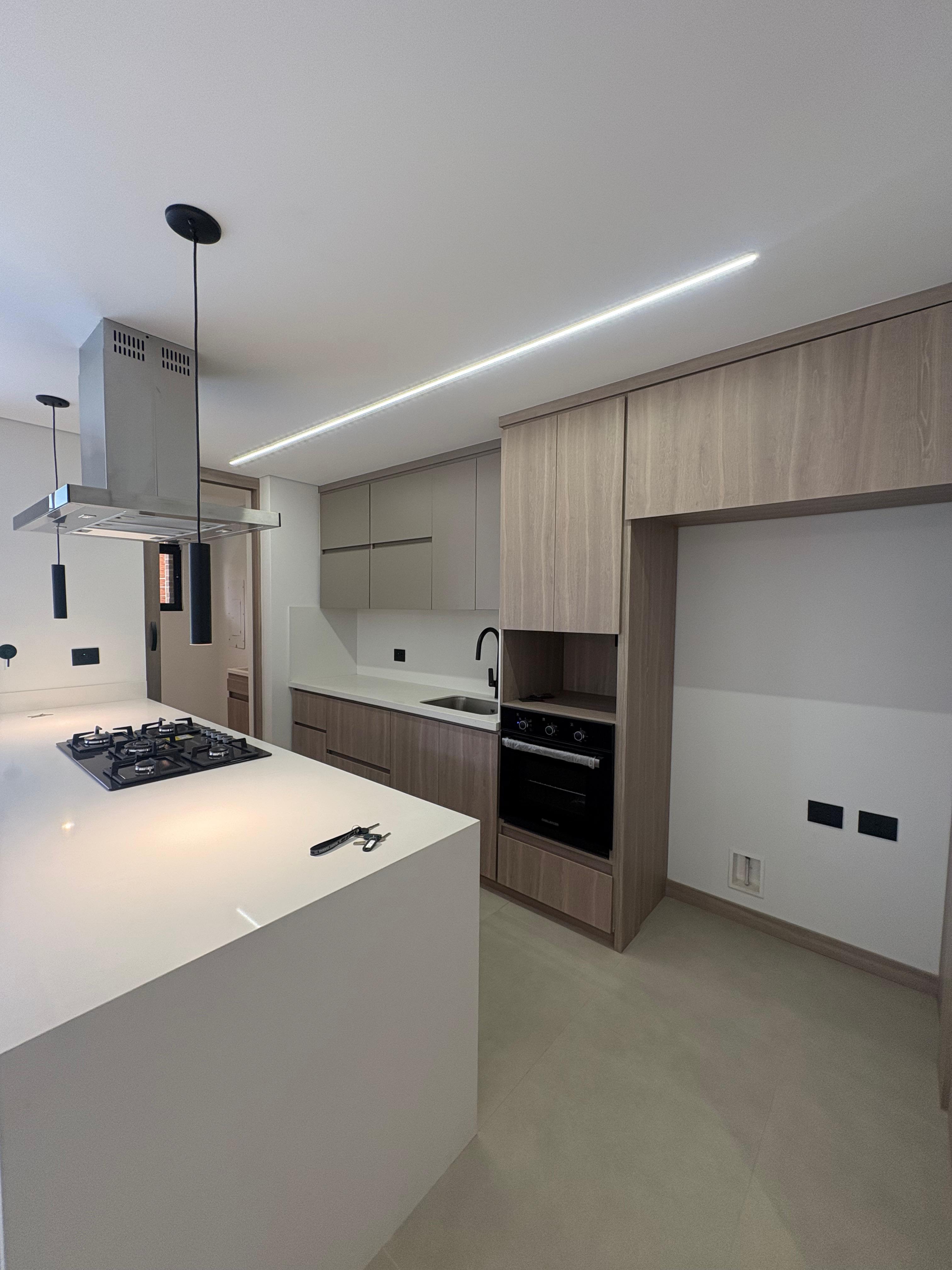 ARRIENDO APARTAMENTO, LAURELES PARA ESTRENAR