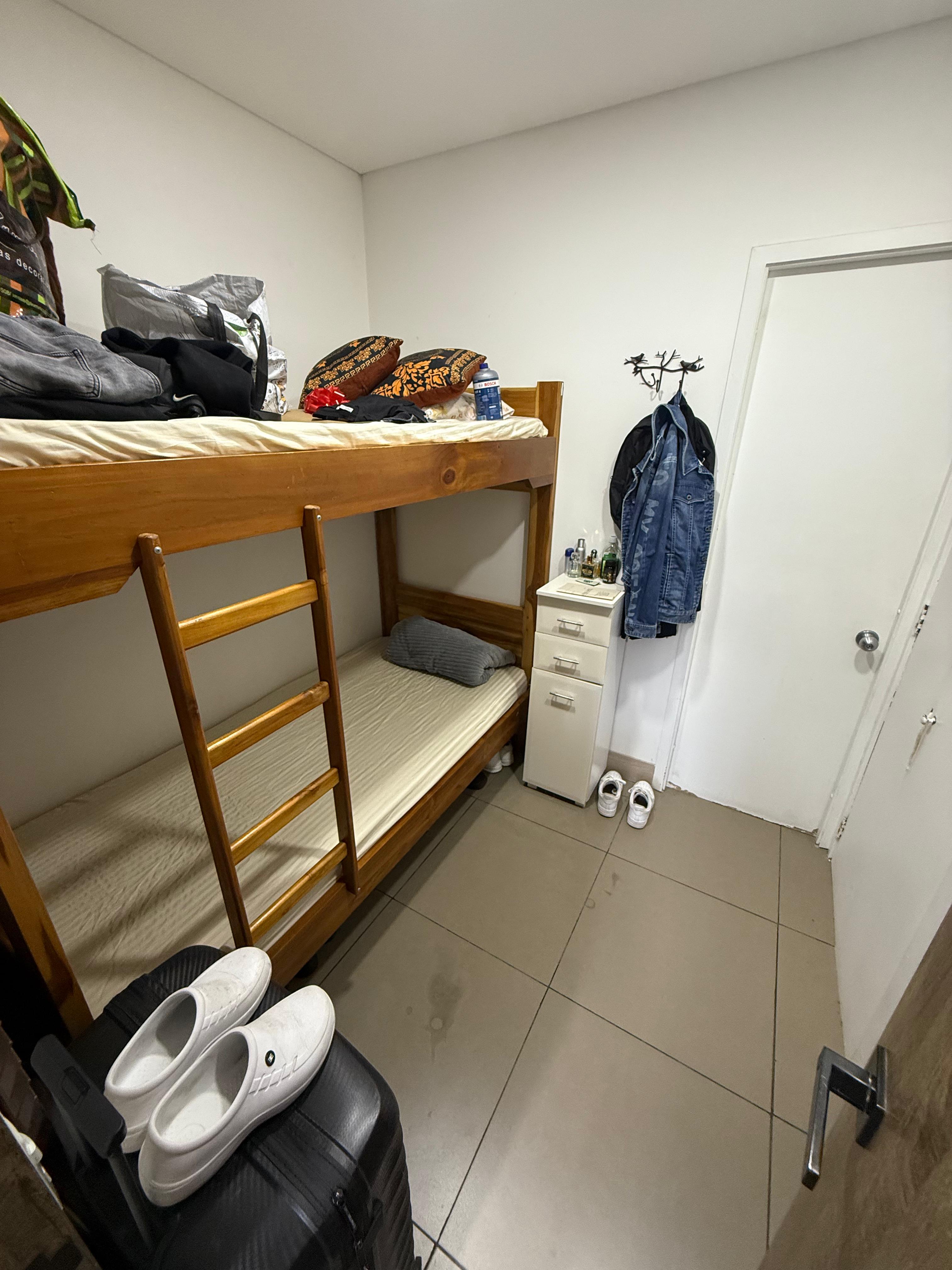 ARRIENDO PENTHOUSE AMOBLADO - POBLADO SECTOR EL TESORO