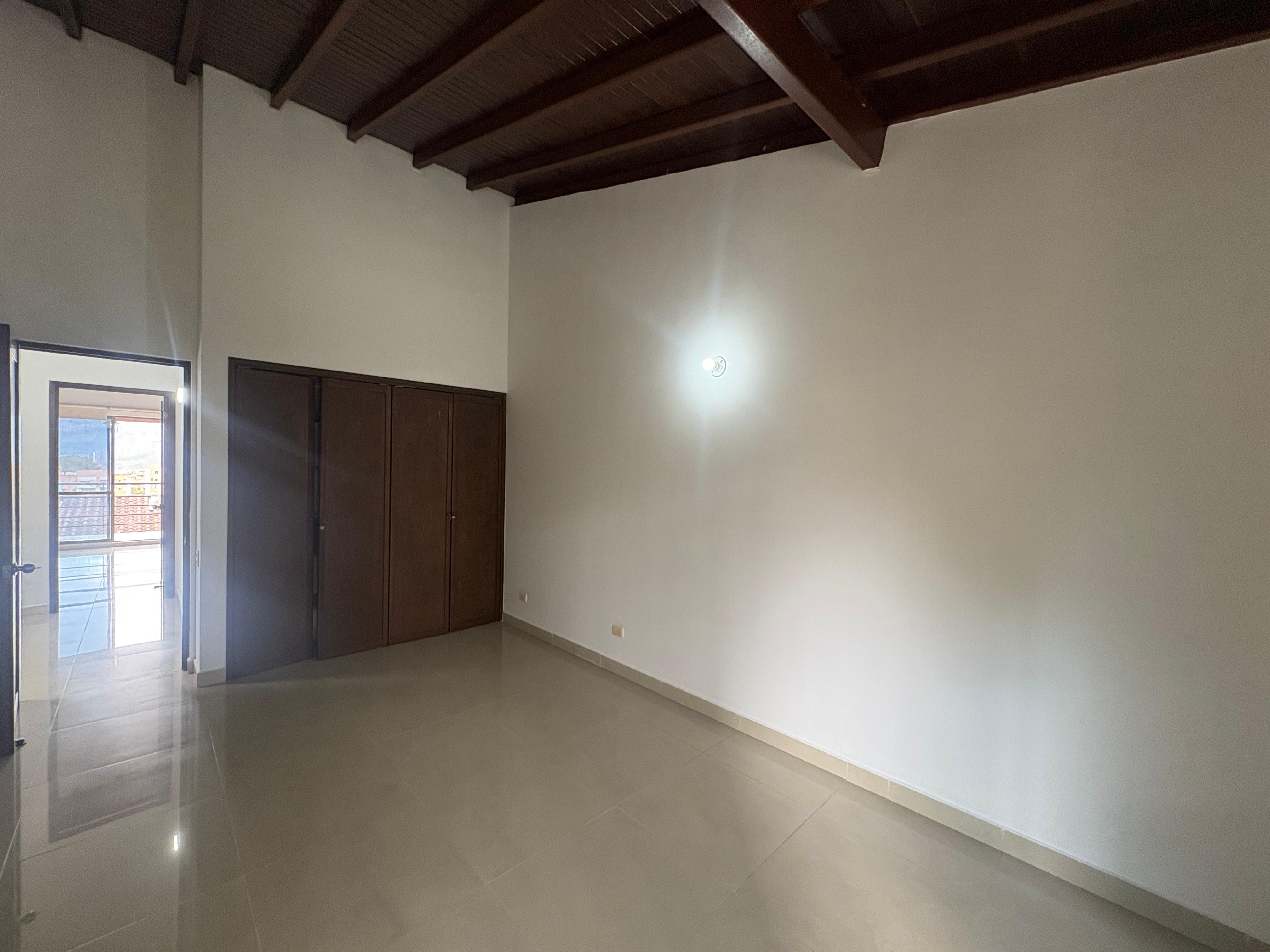 ARRIENDO CASA ENVIGADO BENEDICTINOS