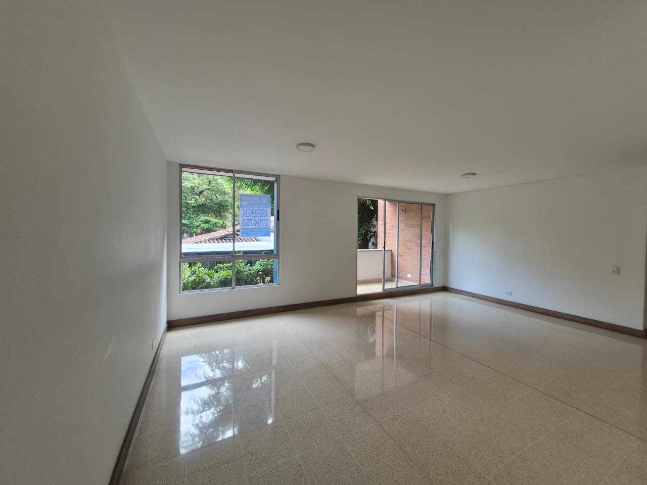 ARRIENDO APARTAMENTO, POBLADO FRONTERA