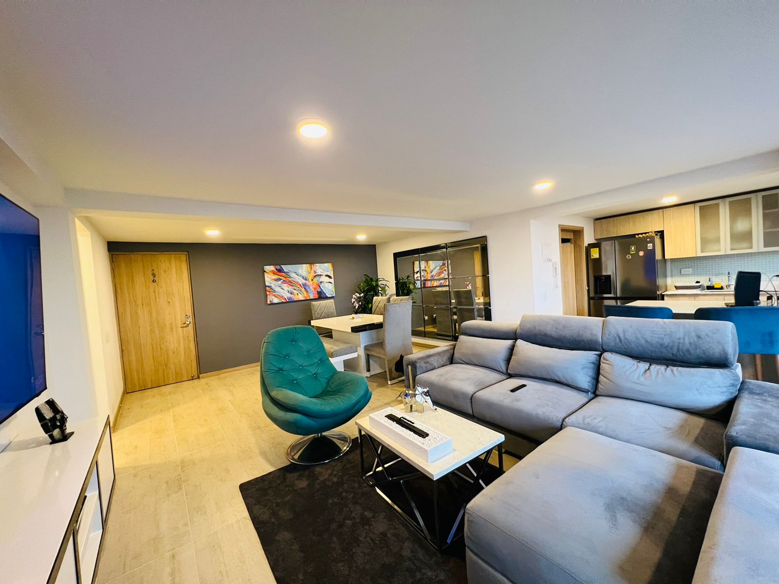 VENTA APARTAMENTO  - LOMA LOS BERNAL