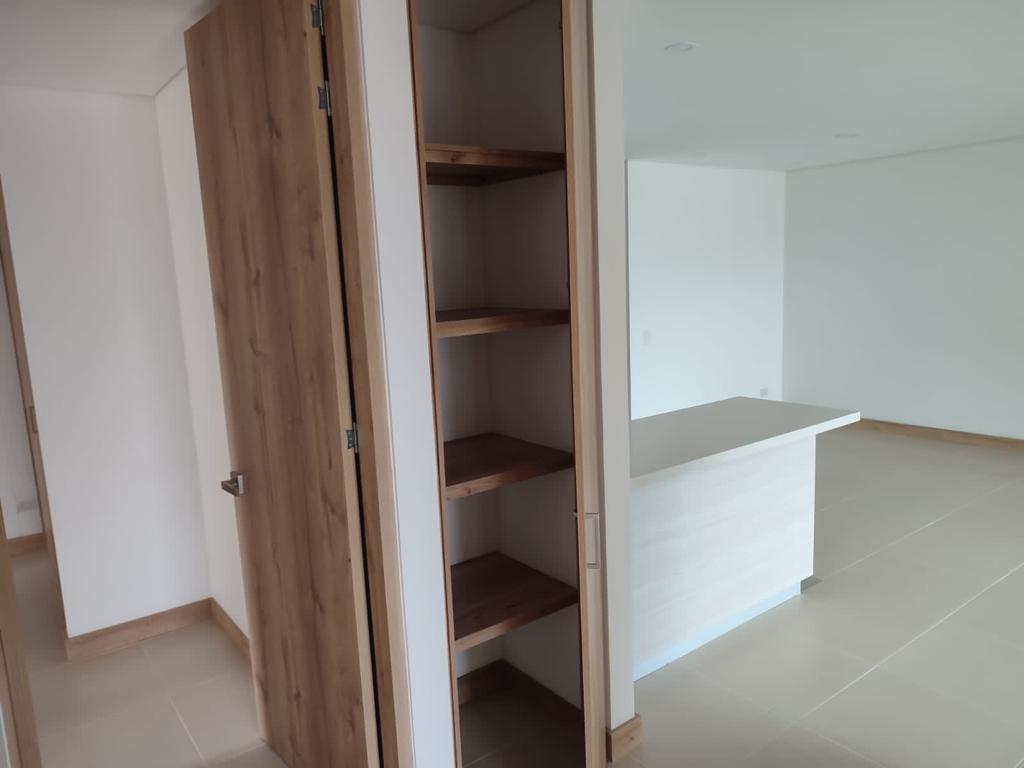 ARRIENDO APARTAMENTO - LAURELES