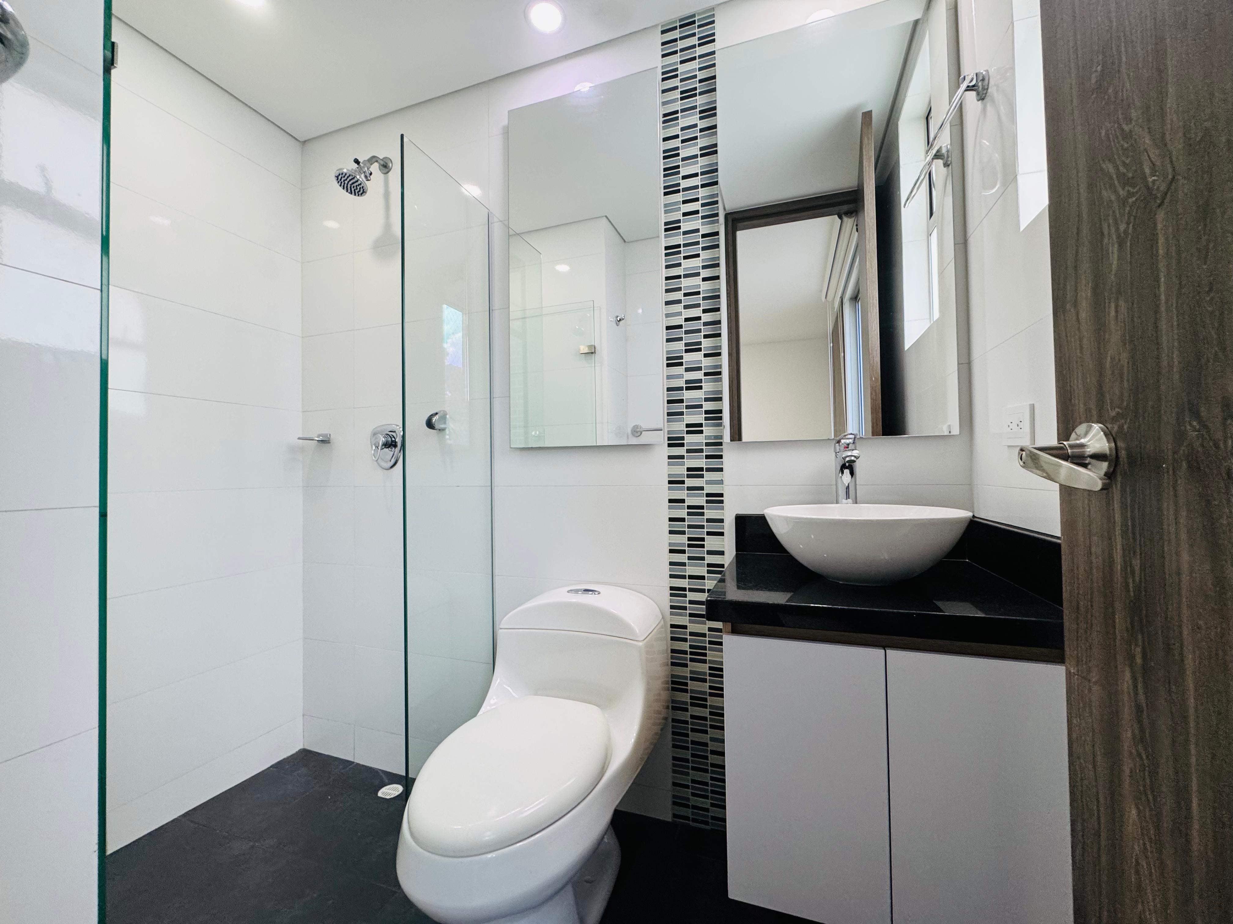 ARRIENDO APARTAMENTO - POBLADO LOMA DE LOS PARRA