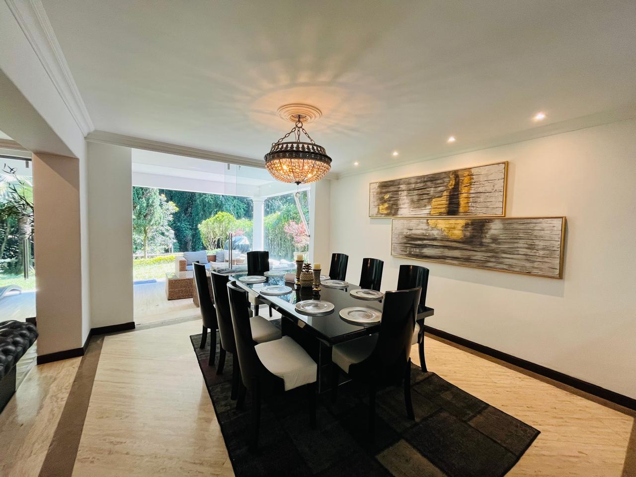ARRIENDO CASA AMOBLADA POBLADO, INFERIOR