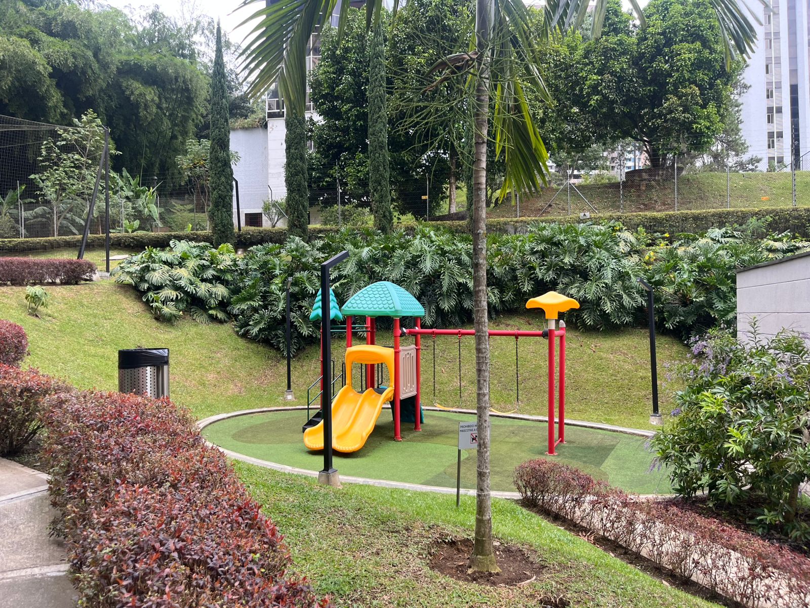 ARRIENDO APARTAMENTO - POBLADO LOS GONZALEZ