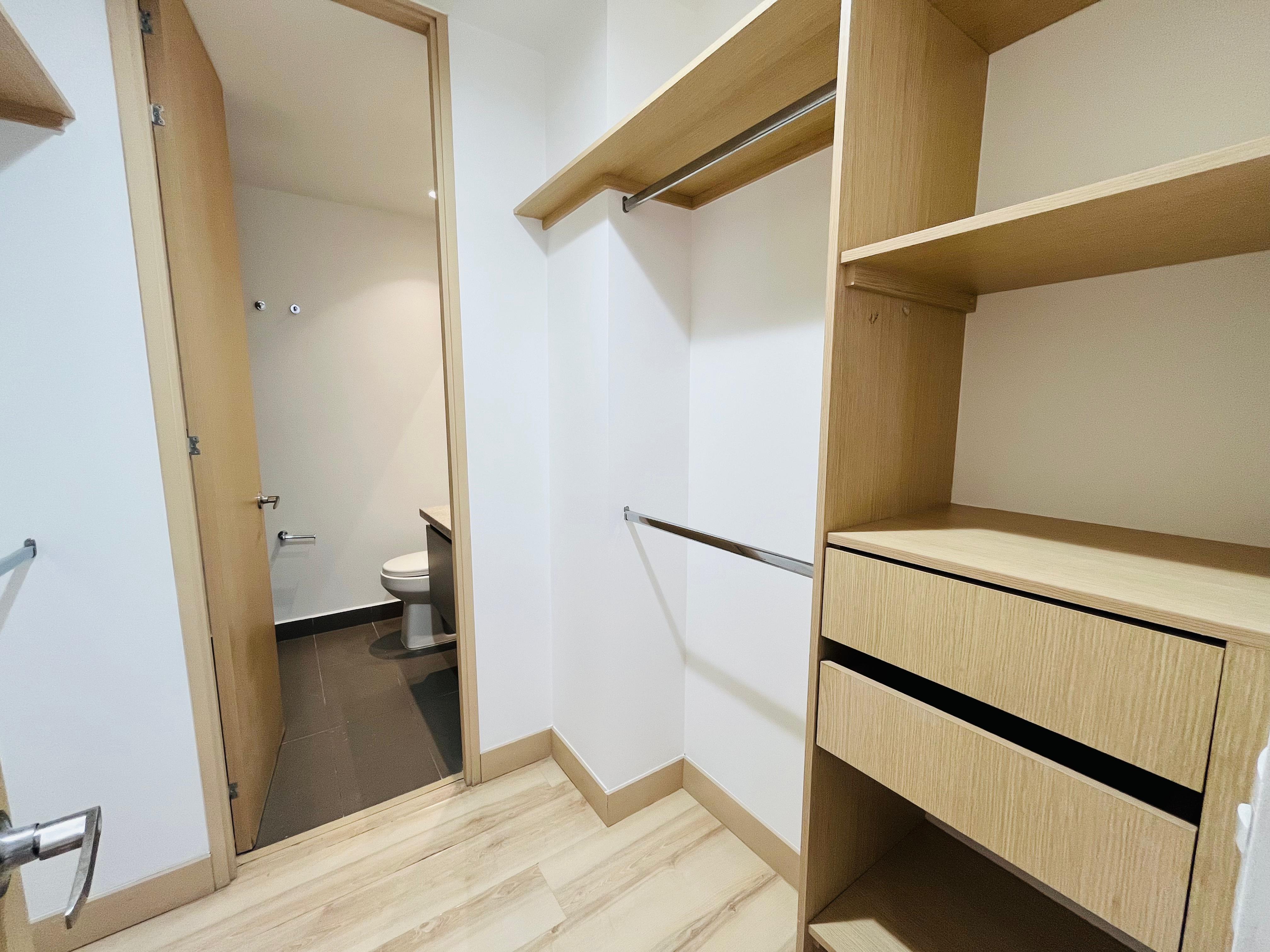ARRIENDO APARTAMENTO - POBLADO CASTROPOL