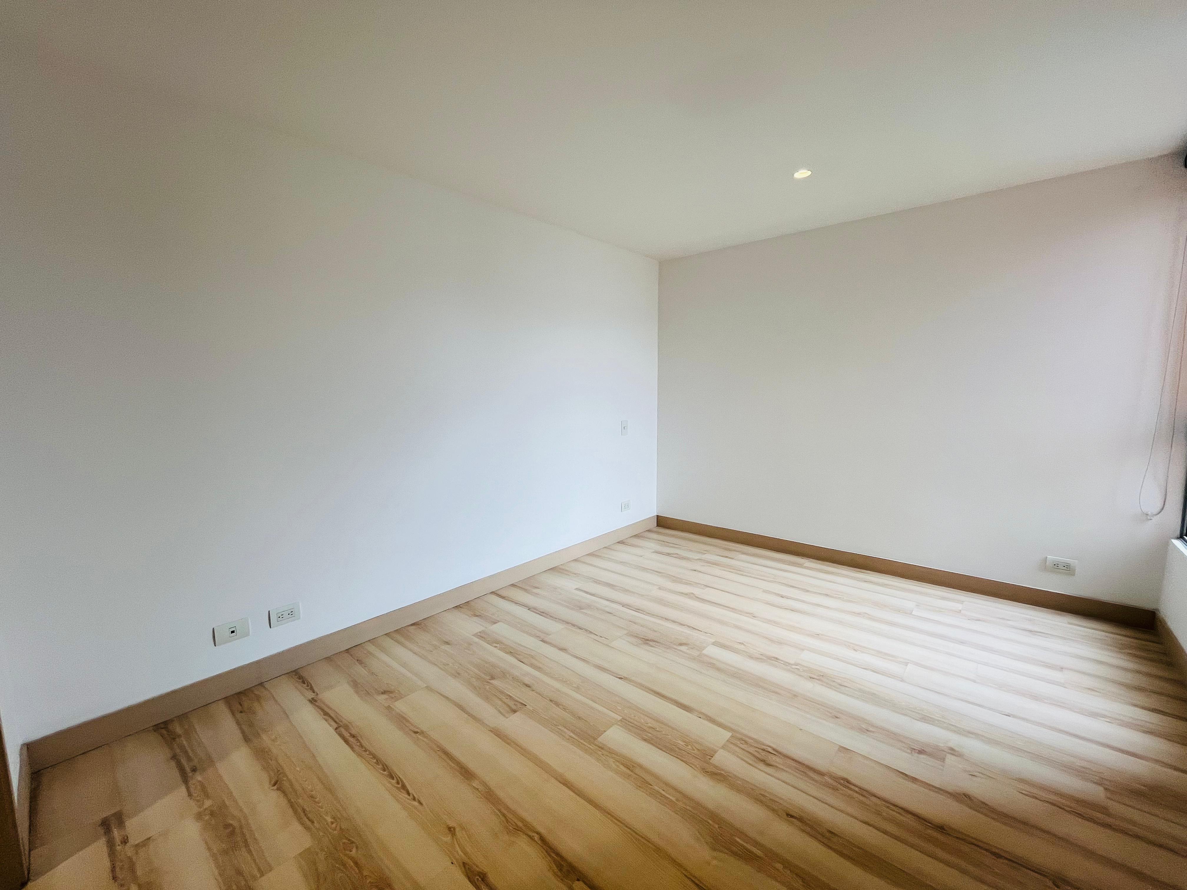 ARRIENDO APARTAMENTO - POBLADO CASTROPOL