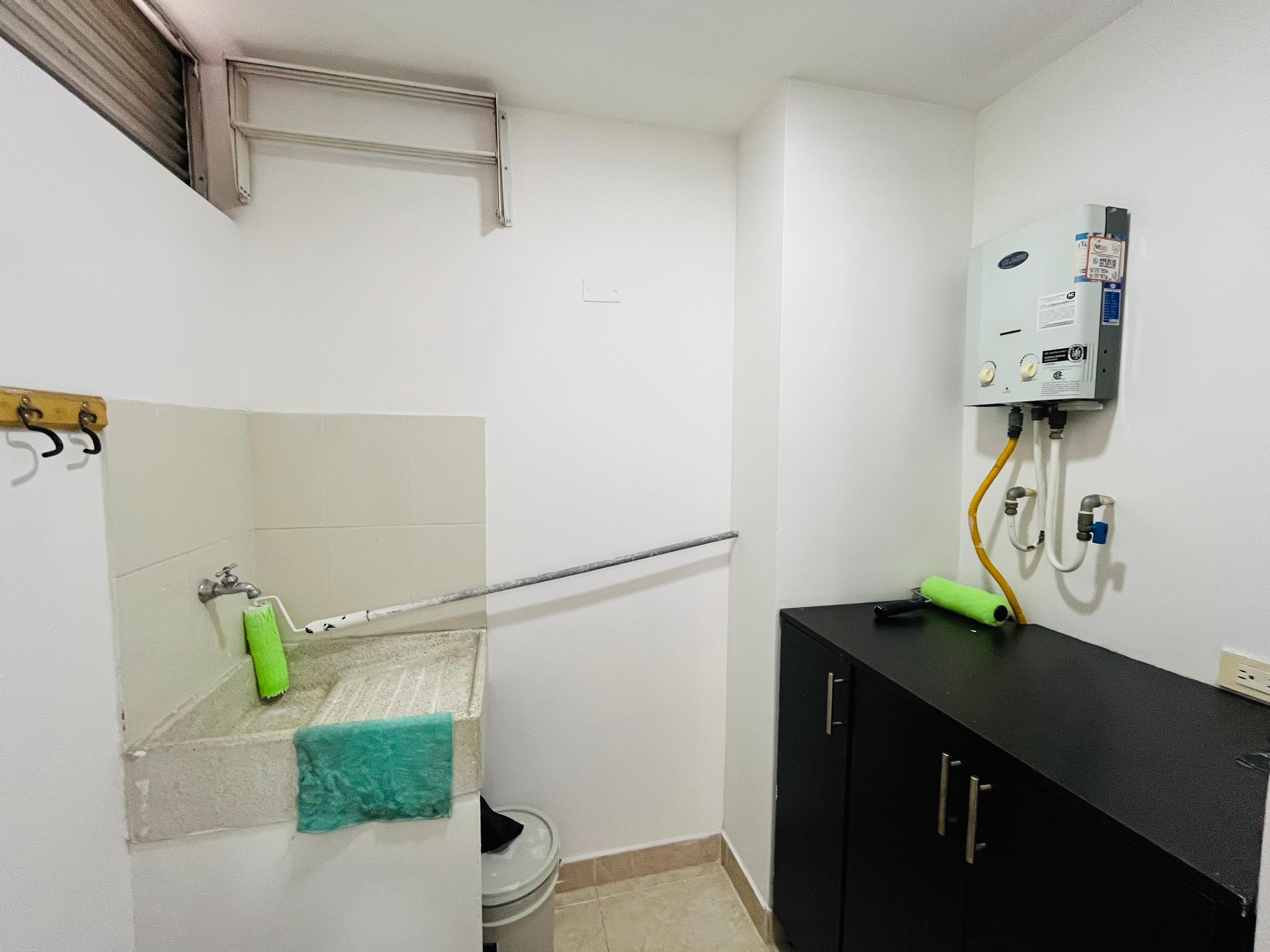 VENTA  APARTAMENTO - LOMA DE  LOS BERNAL