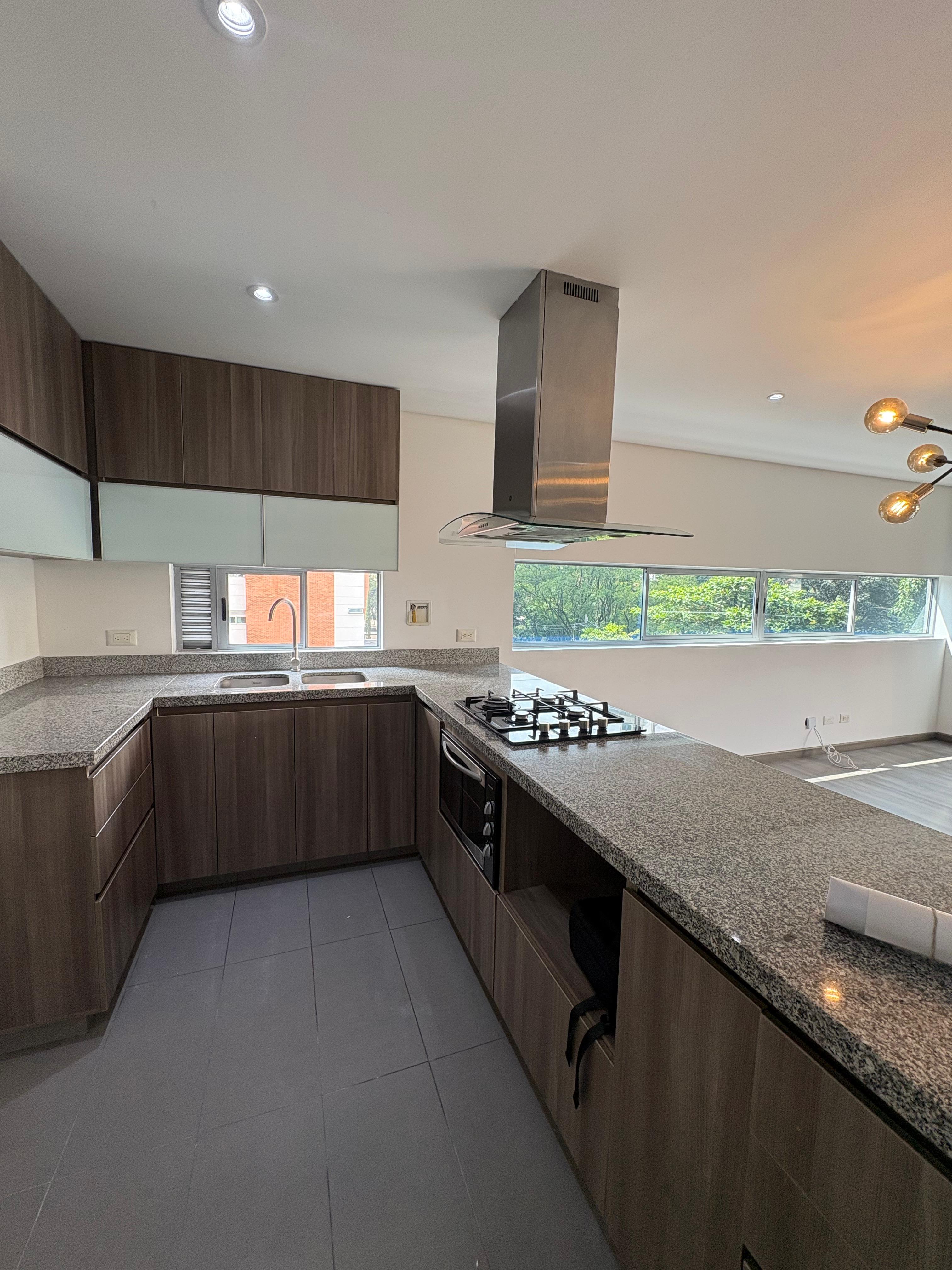ARRIENDO APARTAMENTO - SANTA MARIA DE LOS ANGELES