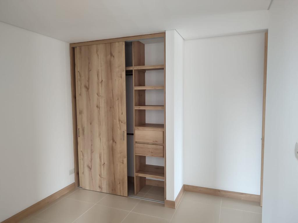 ARRIENDO APARTAMENTO - LAURELES