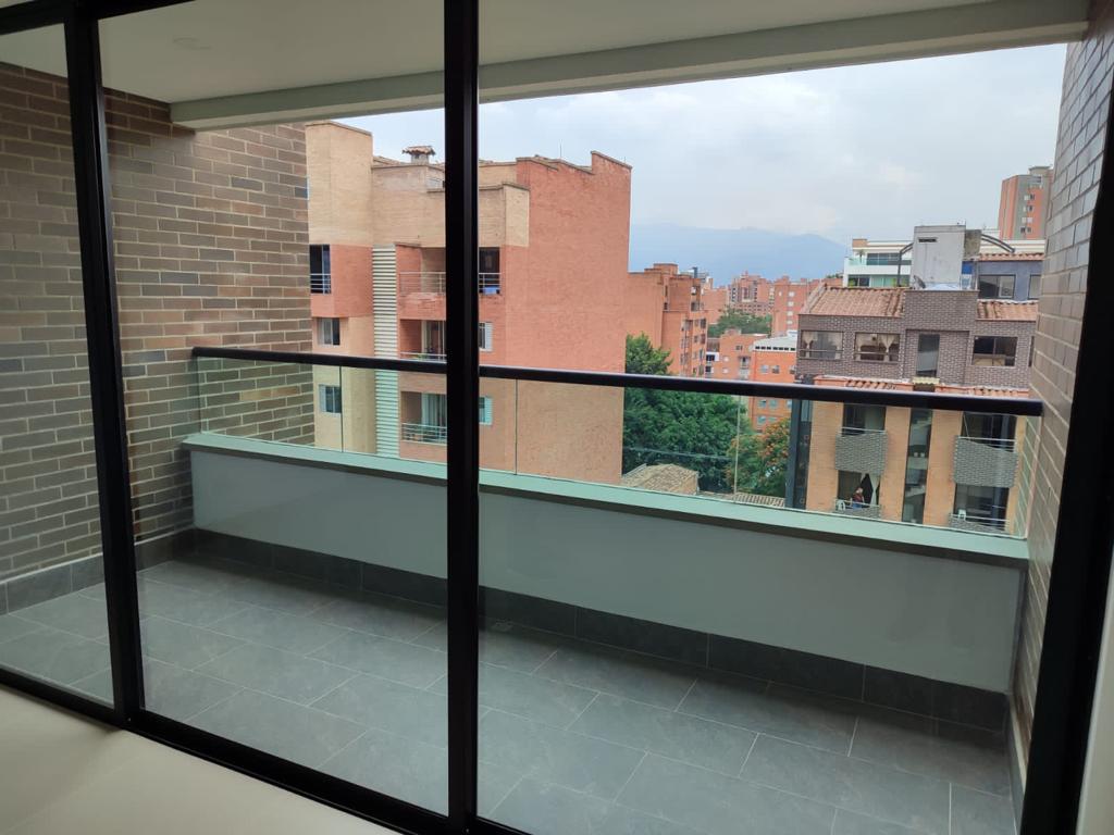 ARRIENDO APARTAMENTO - LAURELES