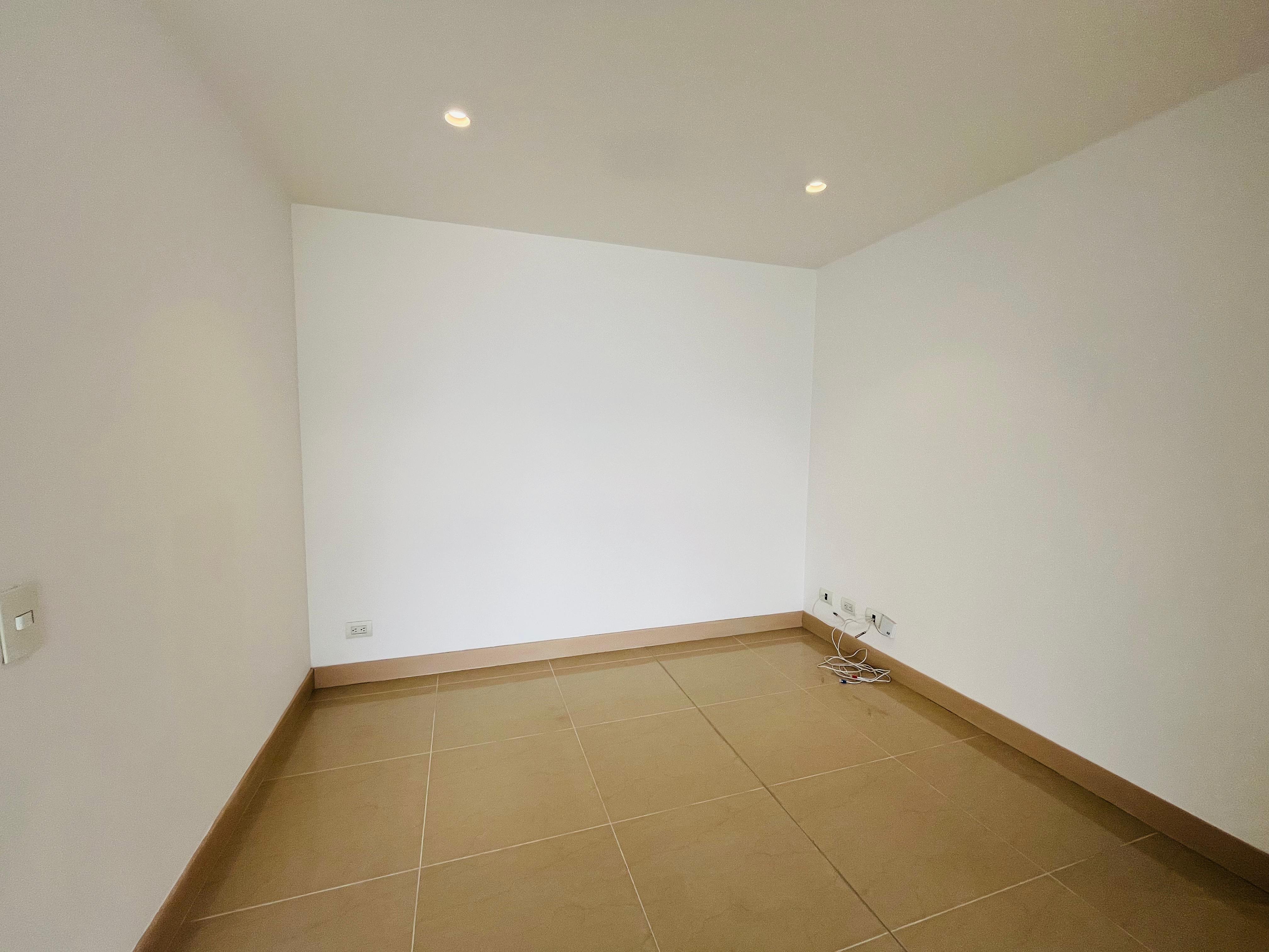 ARRIENDO APARTAMENTO - POBLADO CASTROPOL