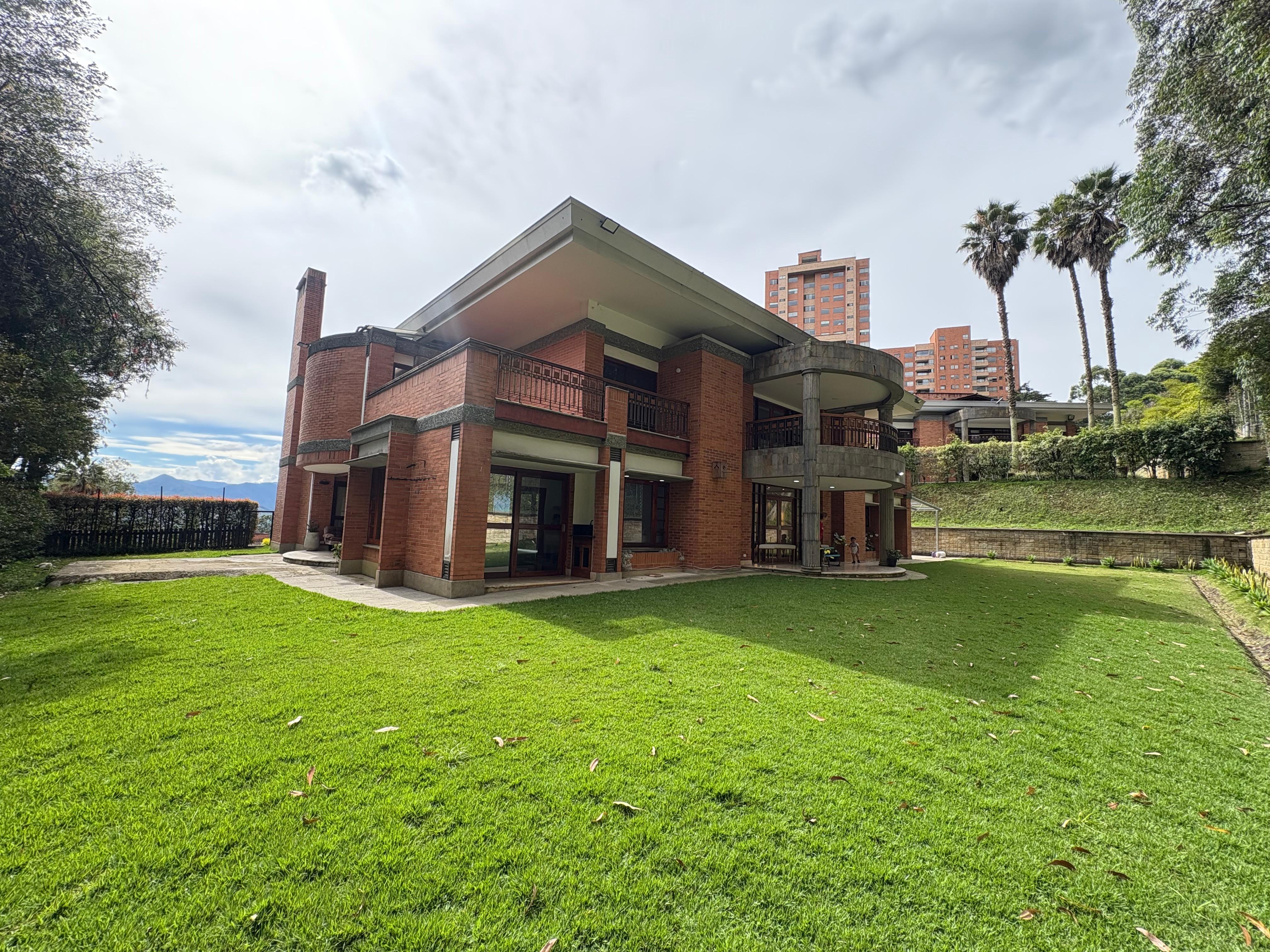 ARRIENDO CASA CAMPESTRE, POBLADO TESORO
