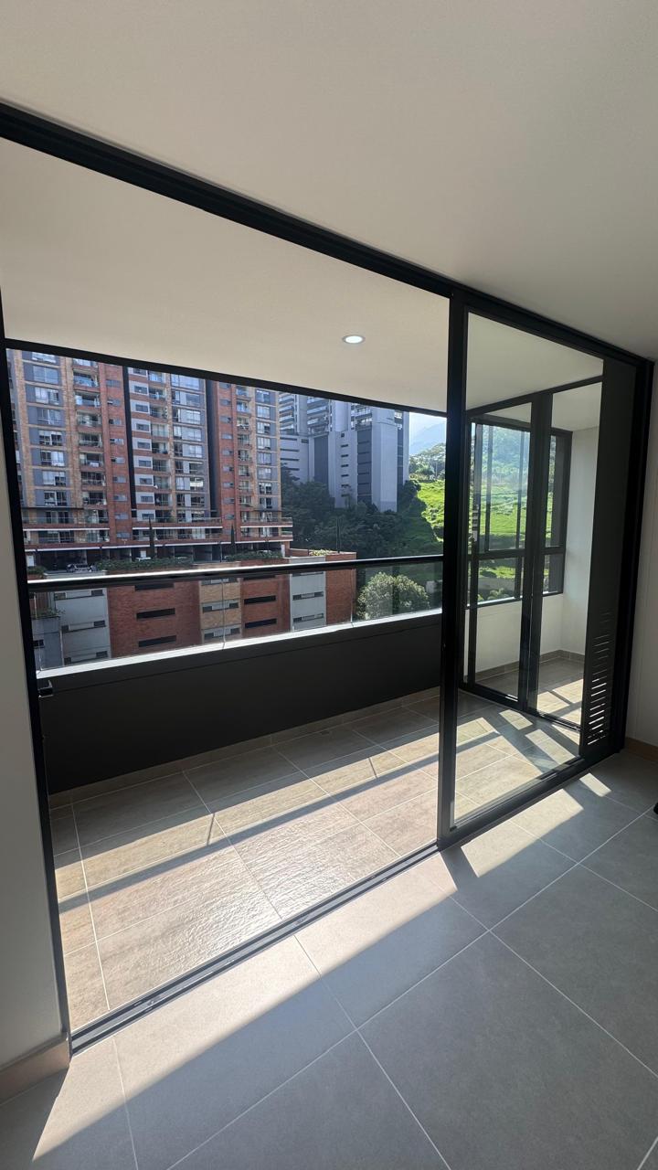 ARRIENDO APARTAMENTO - ENVIGADO LOMA DE LAS BRUJAS