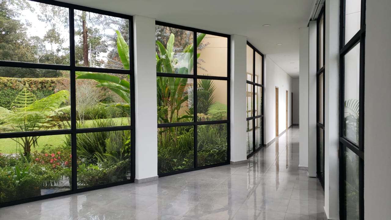 VENTA Y ARRIENDO CASA CAMPESTRE - LA CEJA