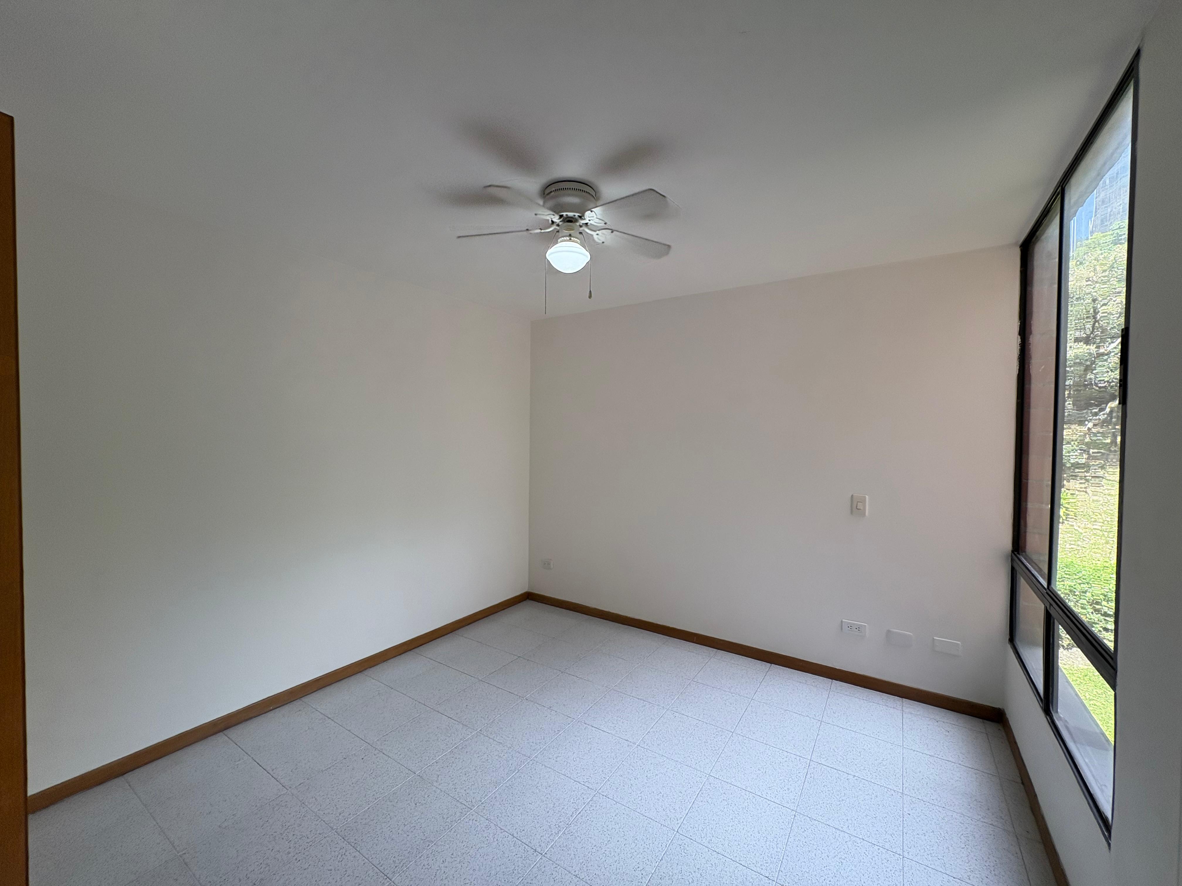 ARRIENDO APARTAMENTO, LOMA SAN JULIAN
